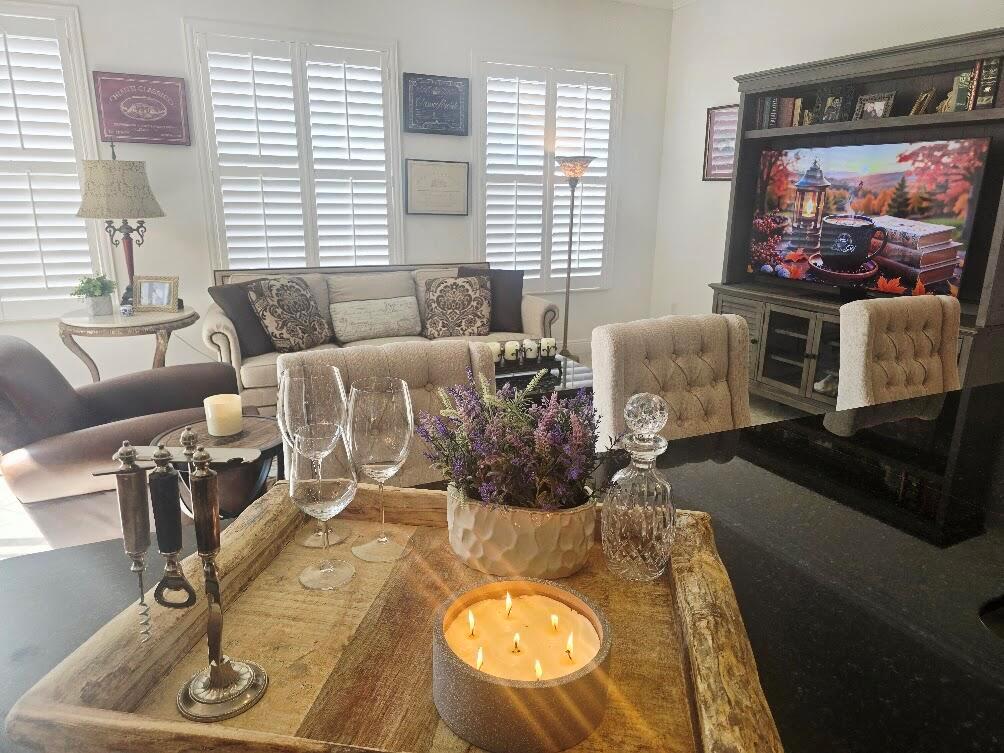 Villas On Antique Row