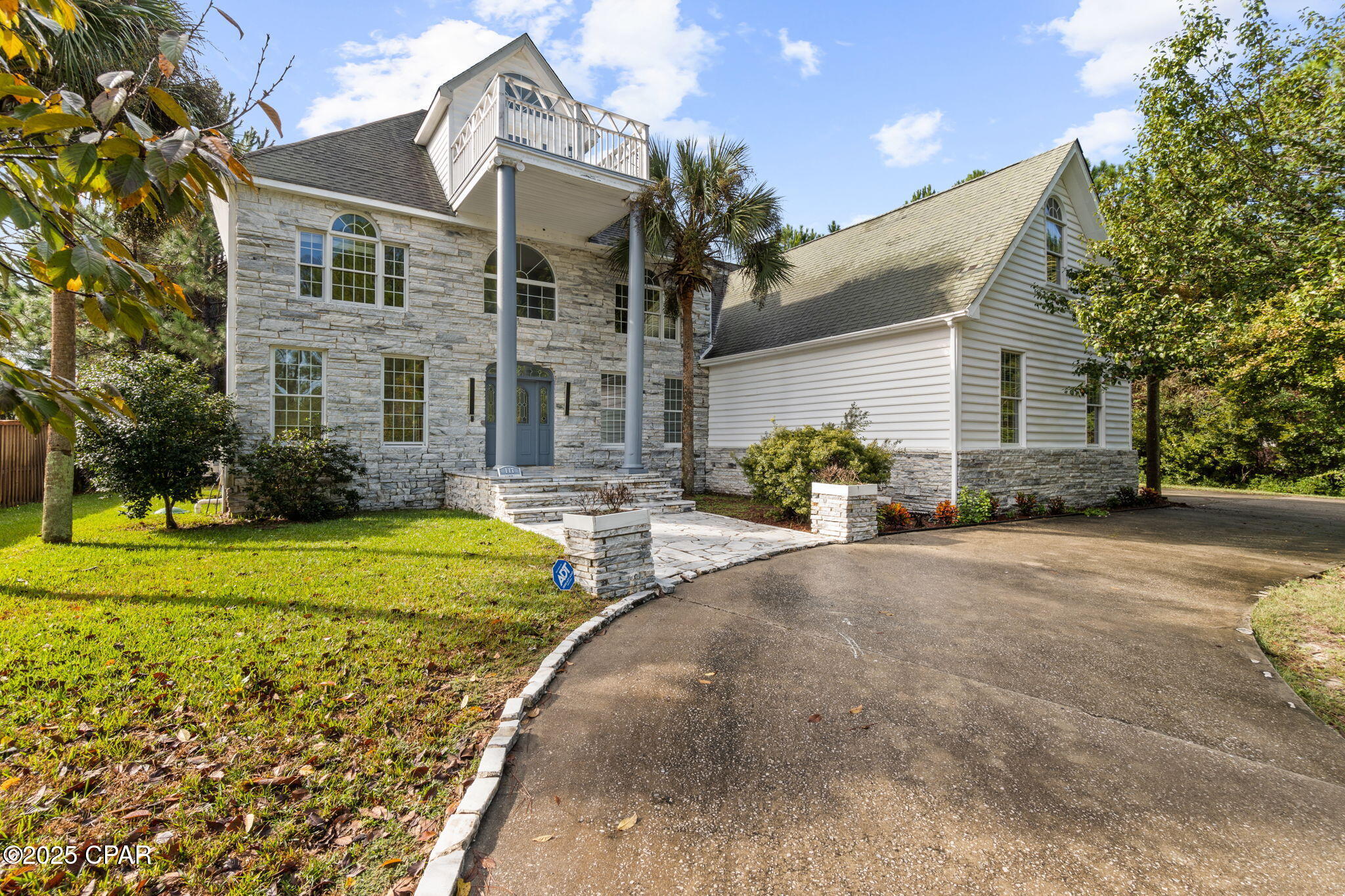 Image 101 For 117 Santa Barbara Avenue