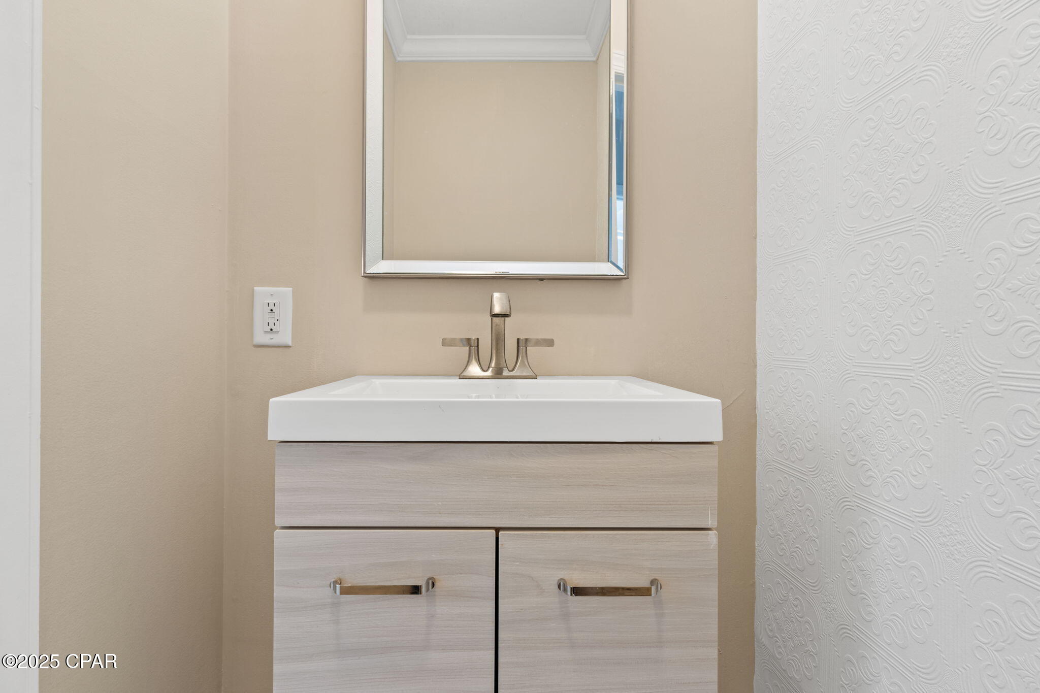 Image 19 For 117 Santa Barbara Avenue