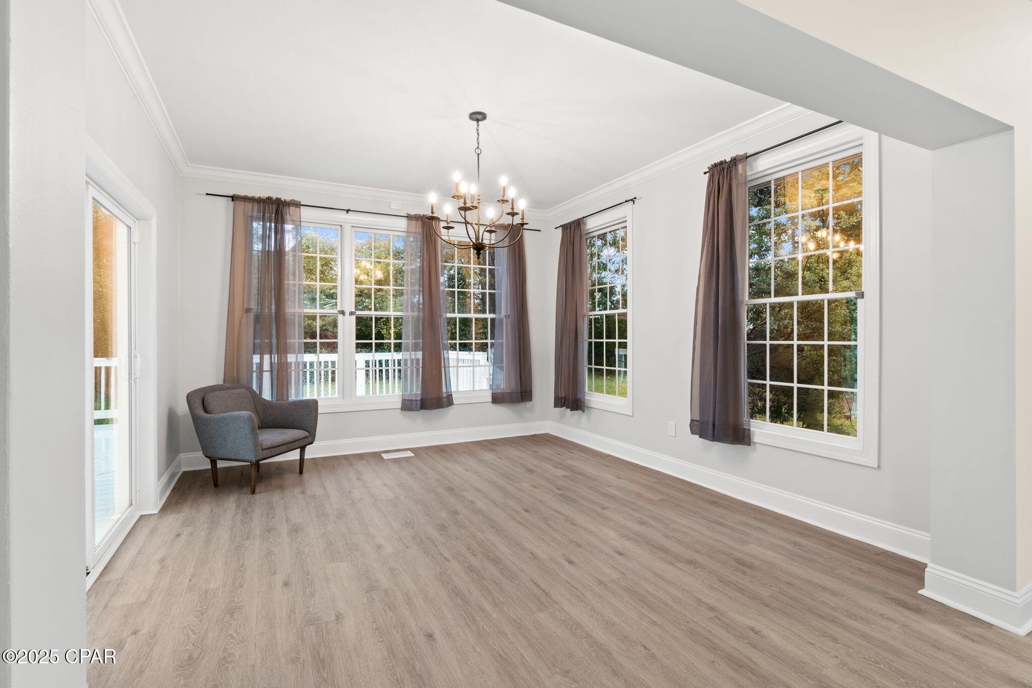 Image 20 For 117 Santa Barbara Avenue