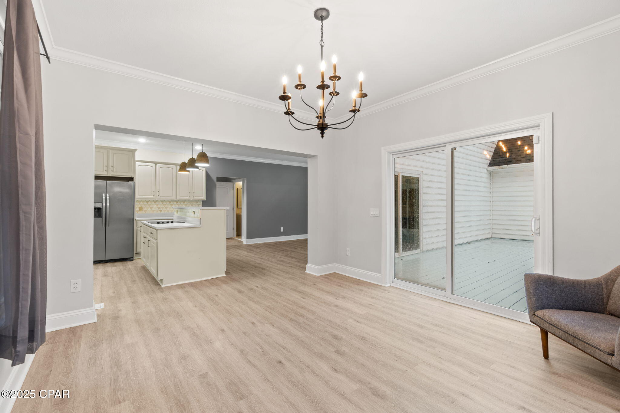 Image 21 For 117 Santa Barbara Avenue