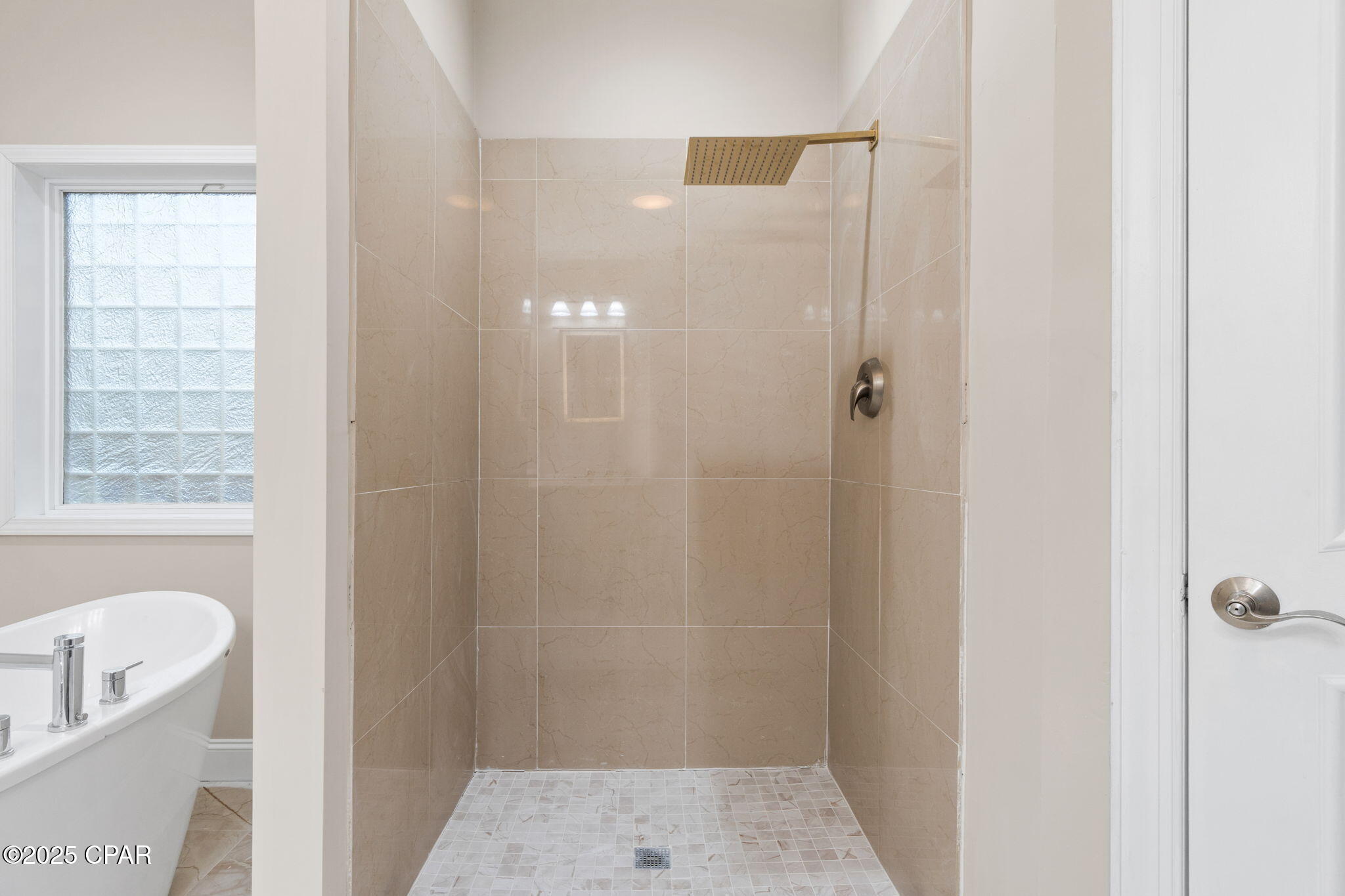 Image 37 For 117 Santa Barbara Avenue