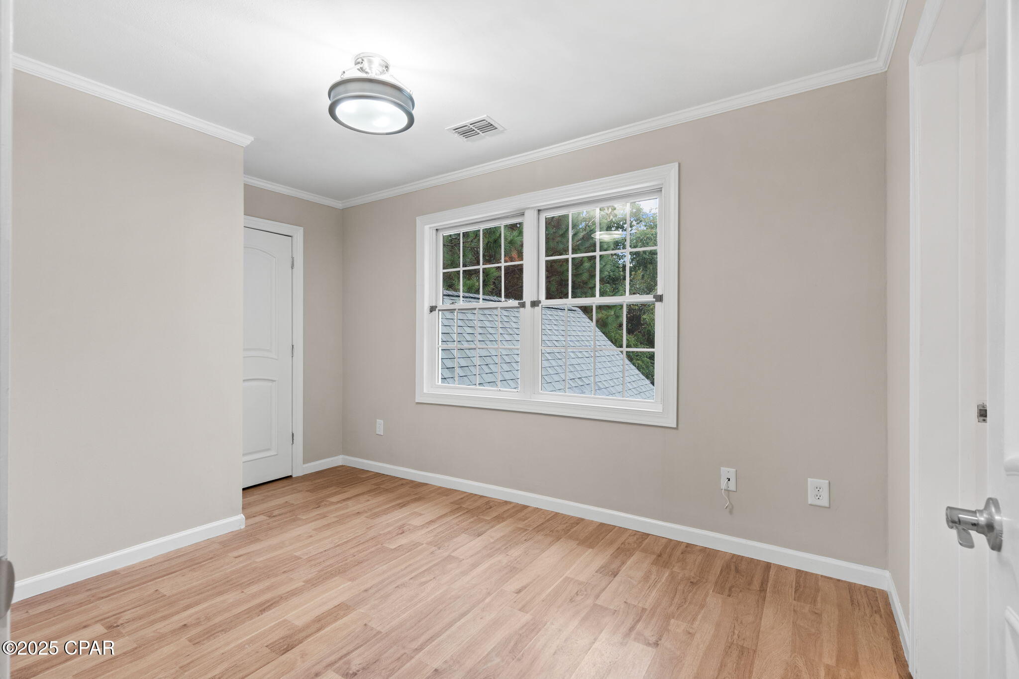 Image 40 For 117 Santa Barbara Avenue