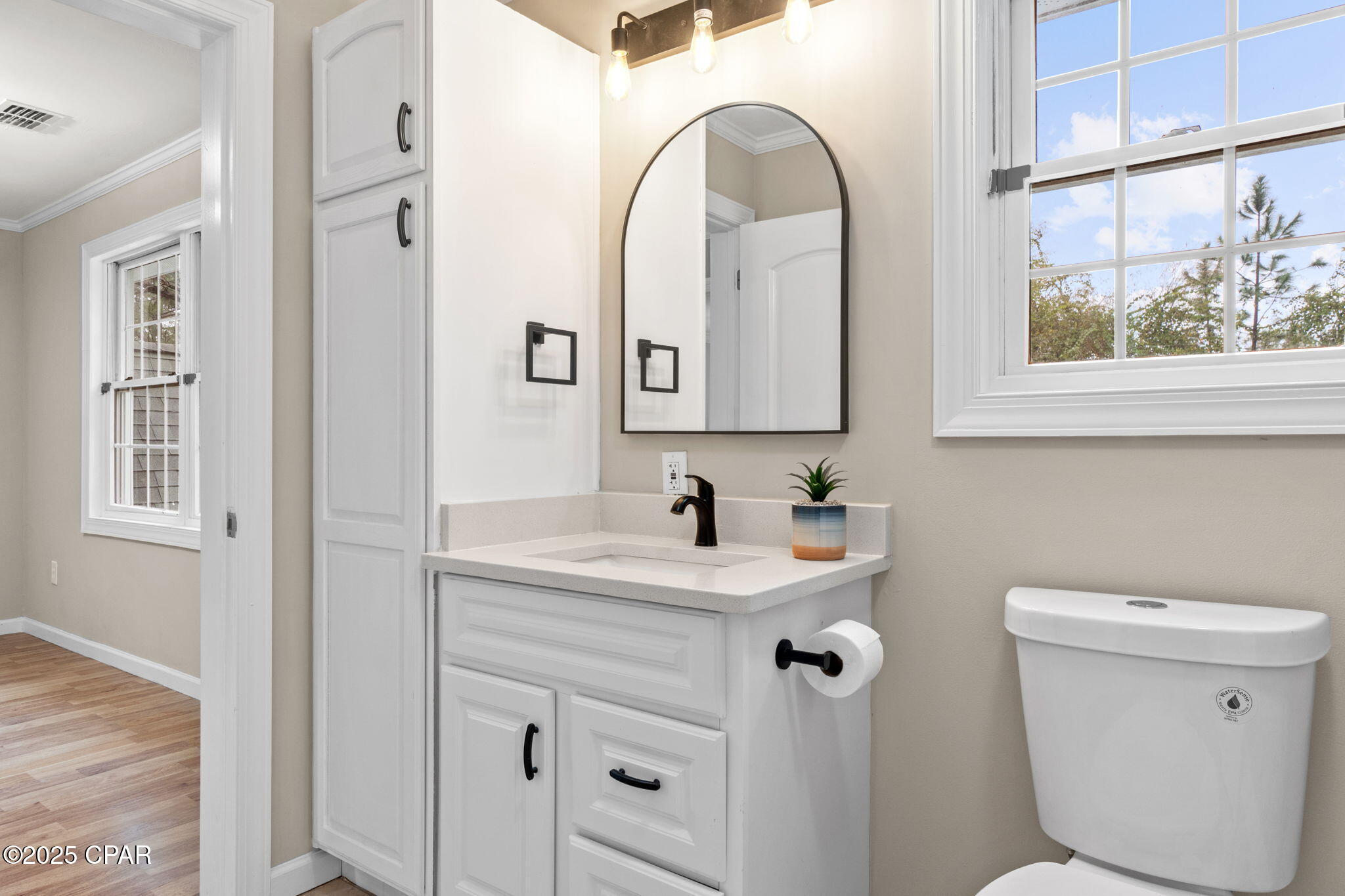 Image 44 For 117 Santa Barbara Avenue