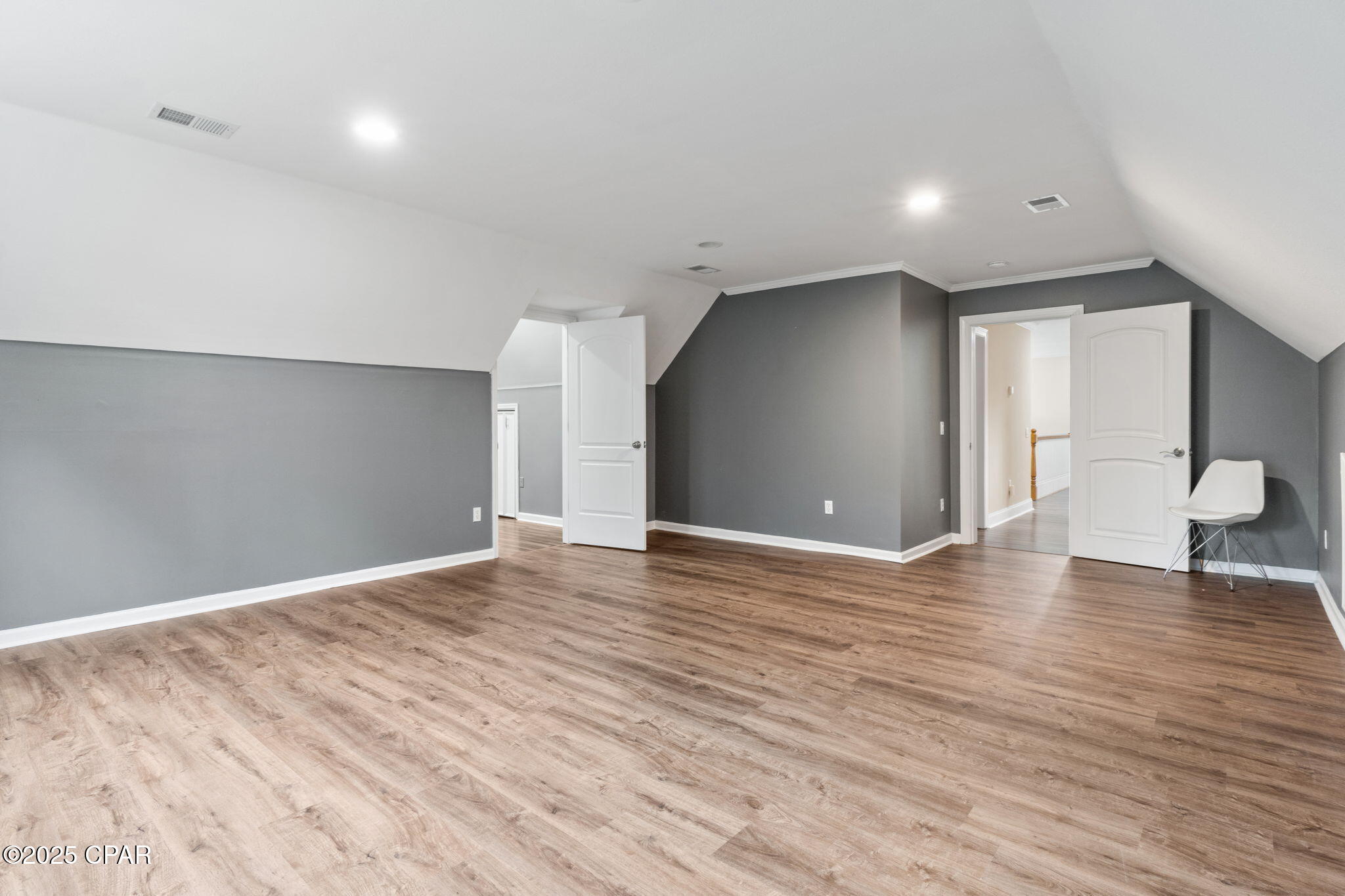 Image 53 For 117 Santa Barbara Avenue