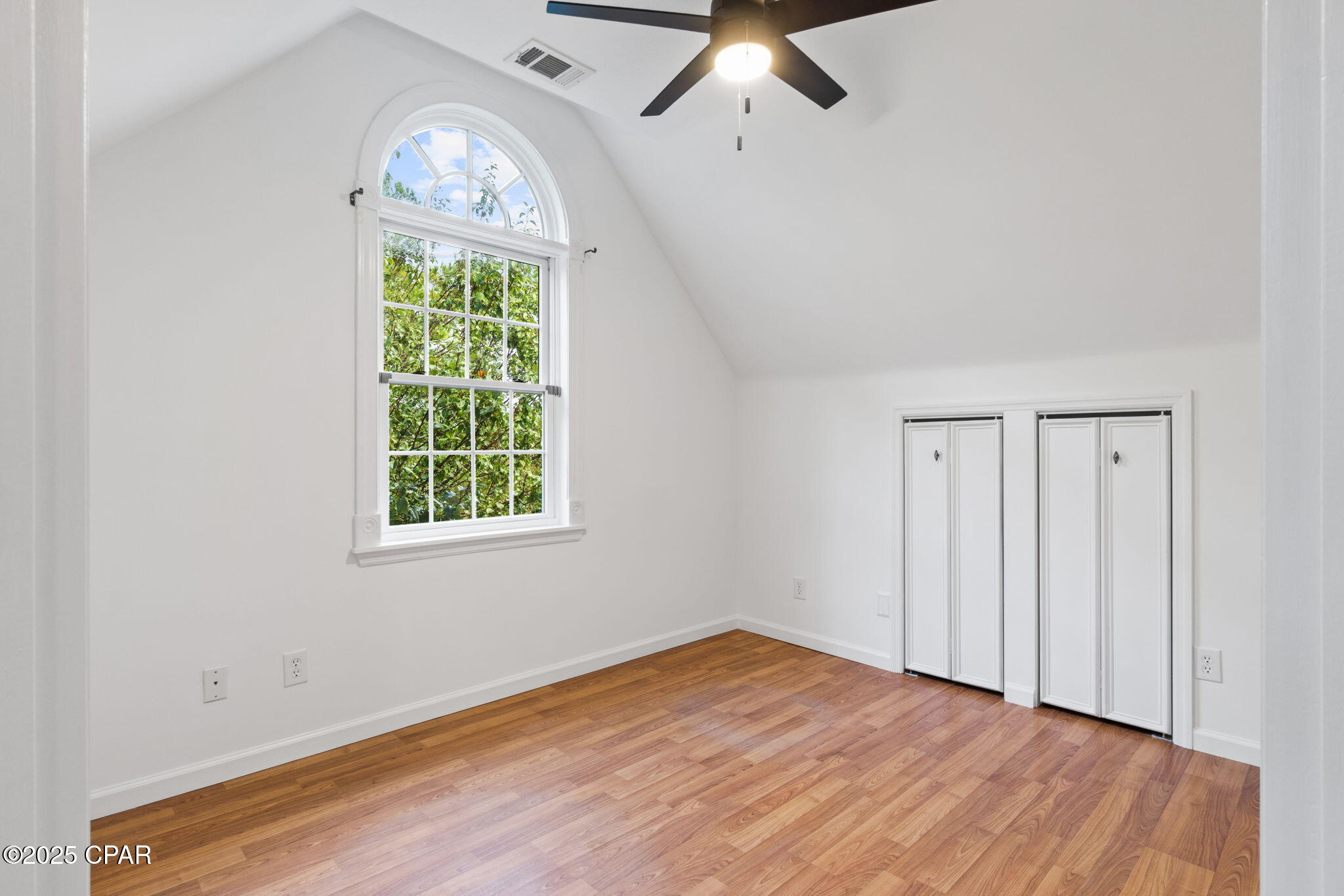 Image 63 For 117 Santa Barbara Avenue