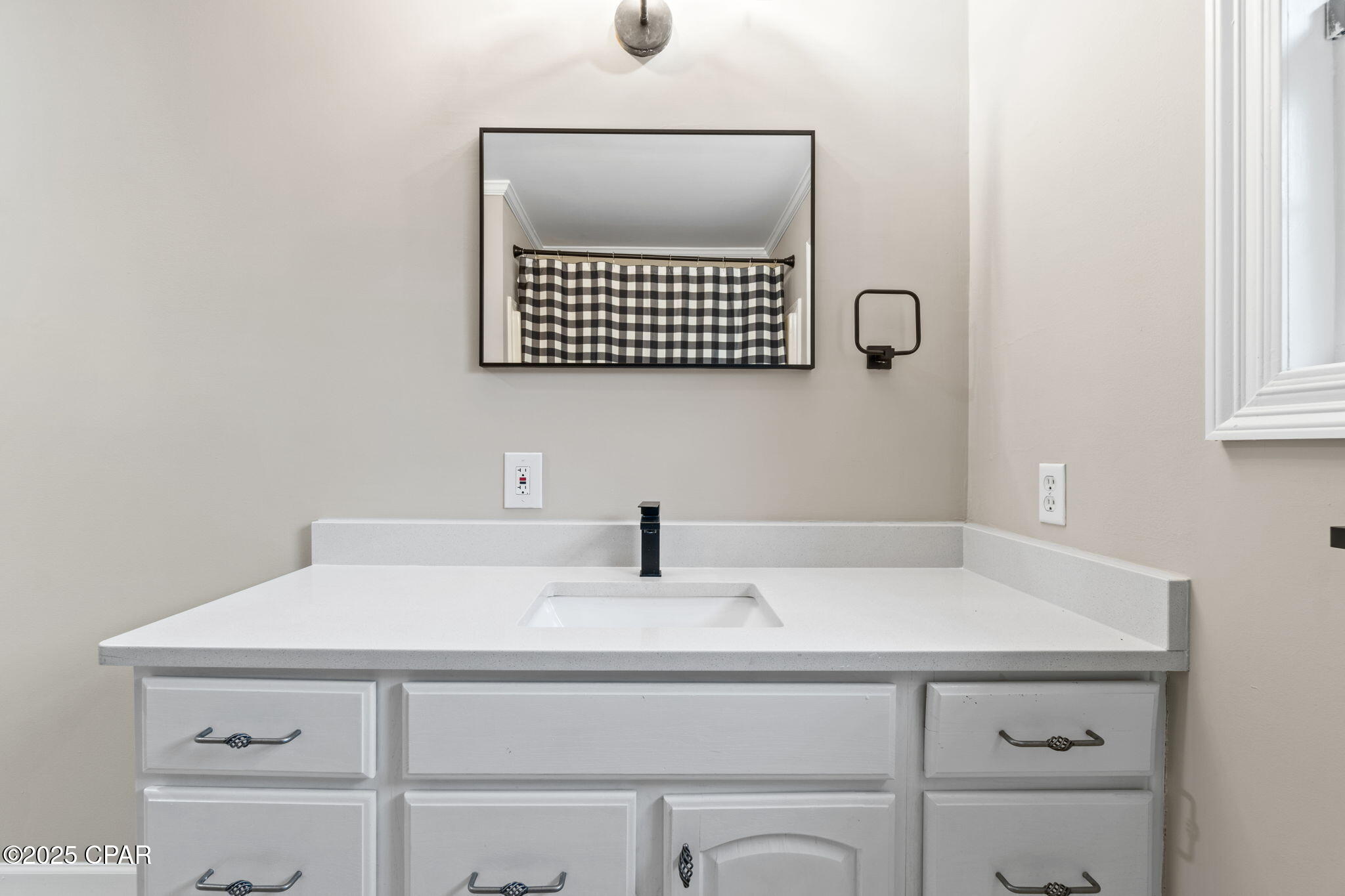 Image 72 For 117 Santa Barbara Avenue