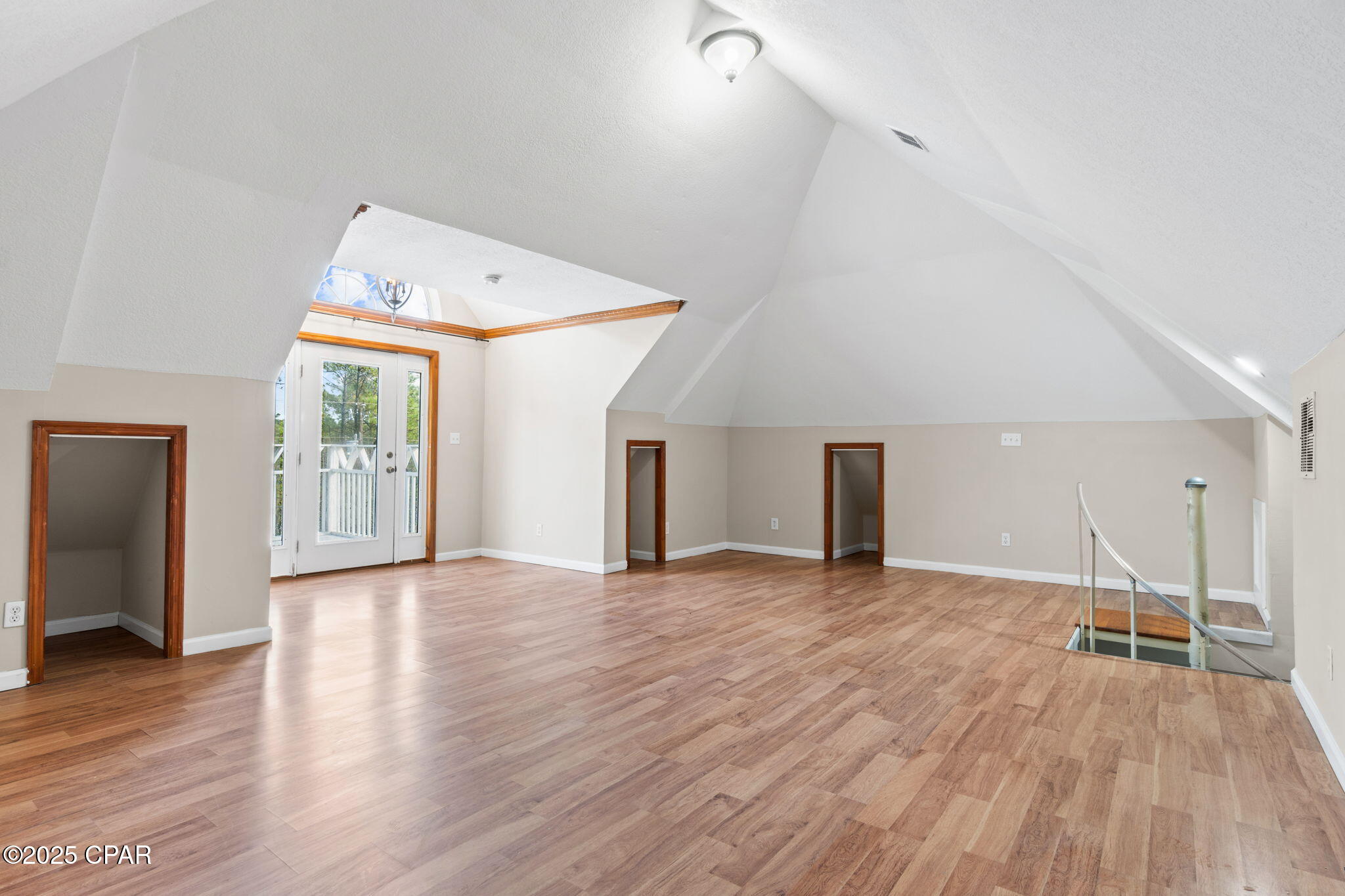 Image 75 For 117 Santa Barbara Avenue