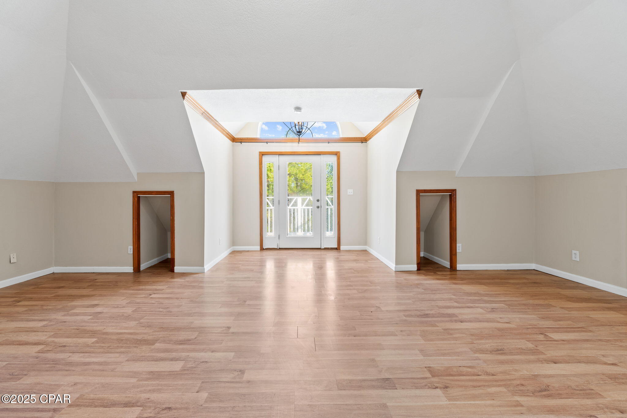 Image 77 For 117 Santa Barbara Avenue