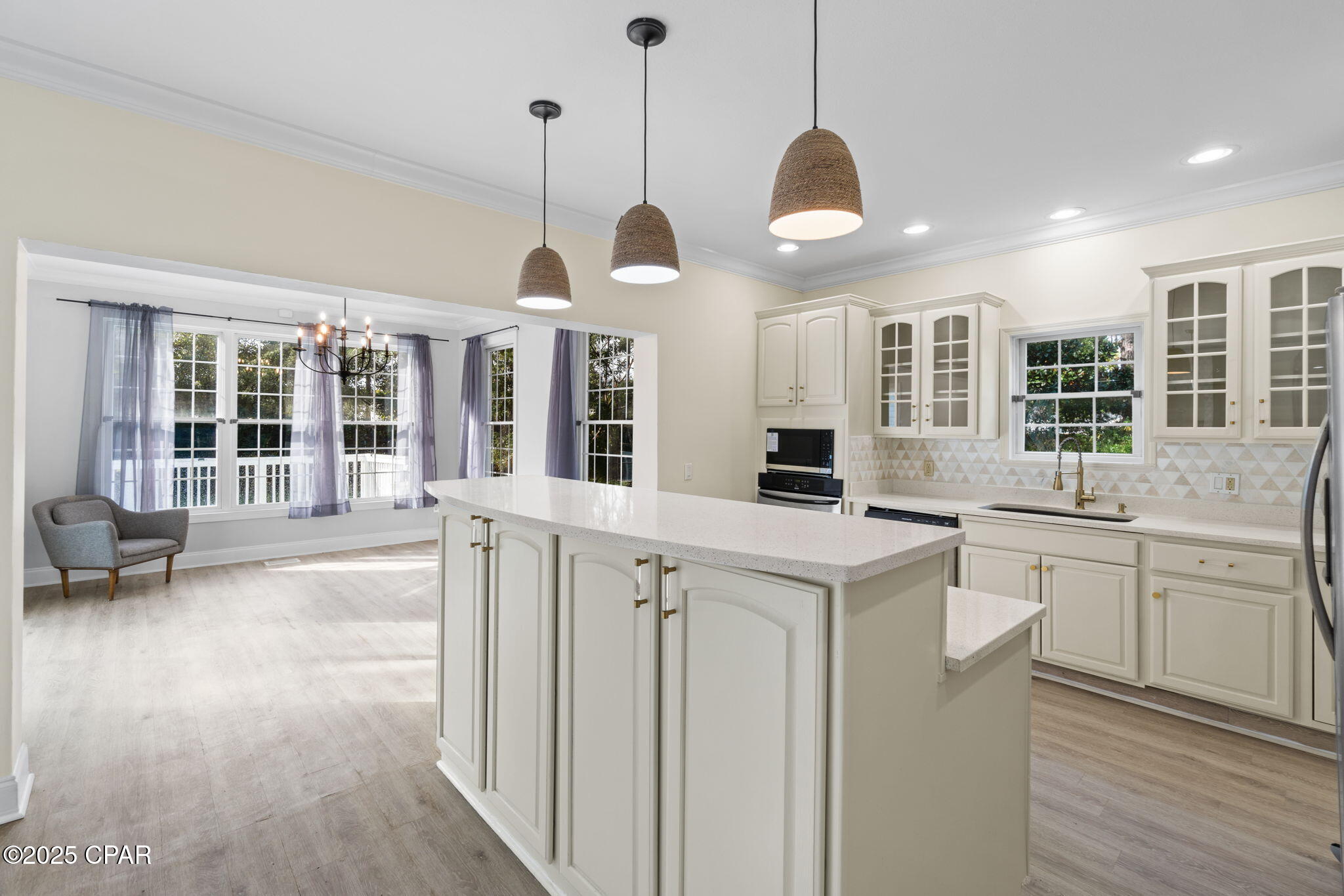 Image 83 For 117 Santa Barbara Avenue