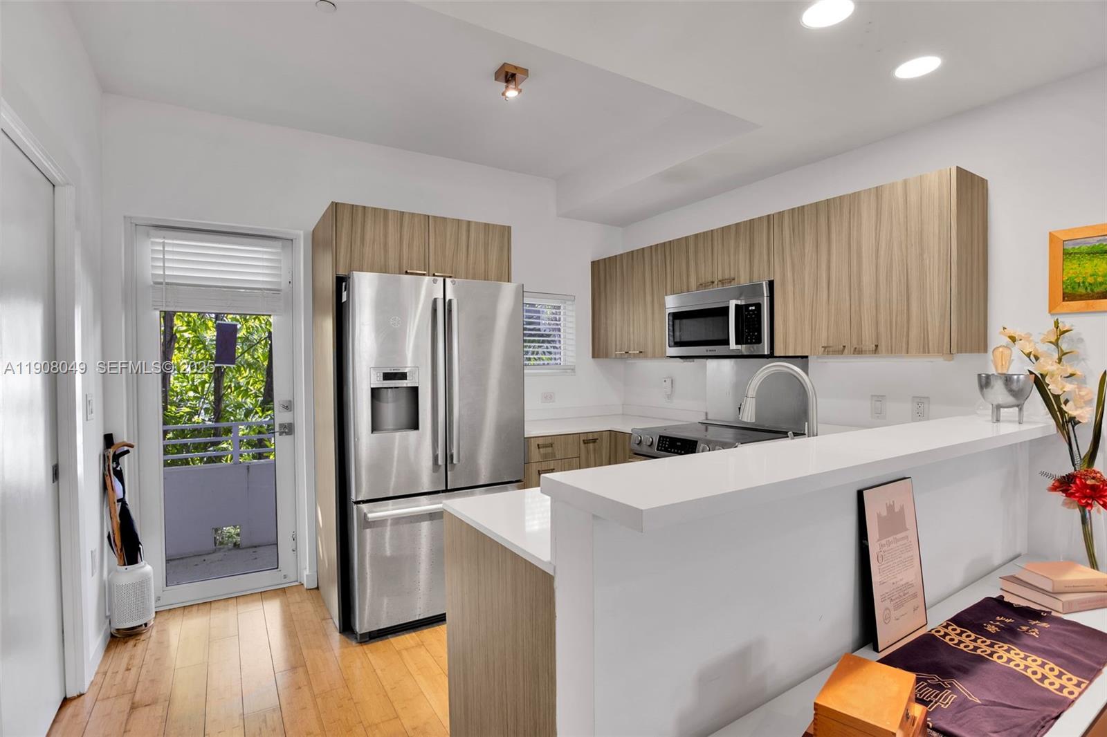 Homes for sale in Miami Beach, FL | 619 Meridian Ave #3, Miami Beach, FL 33139 | MLS# A11908049