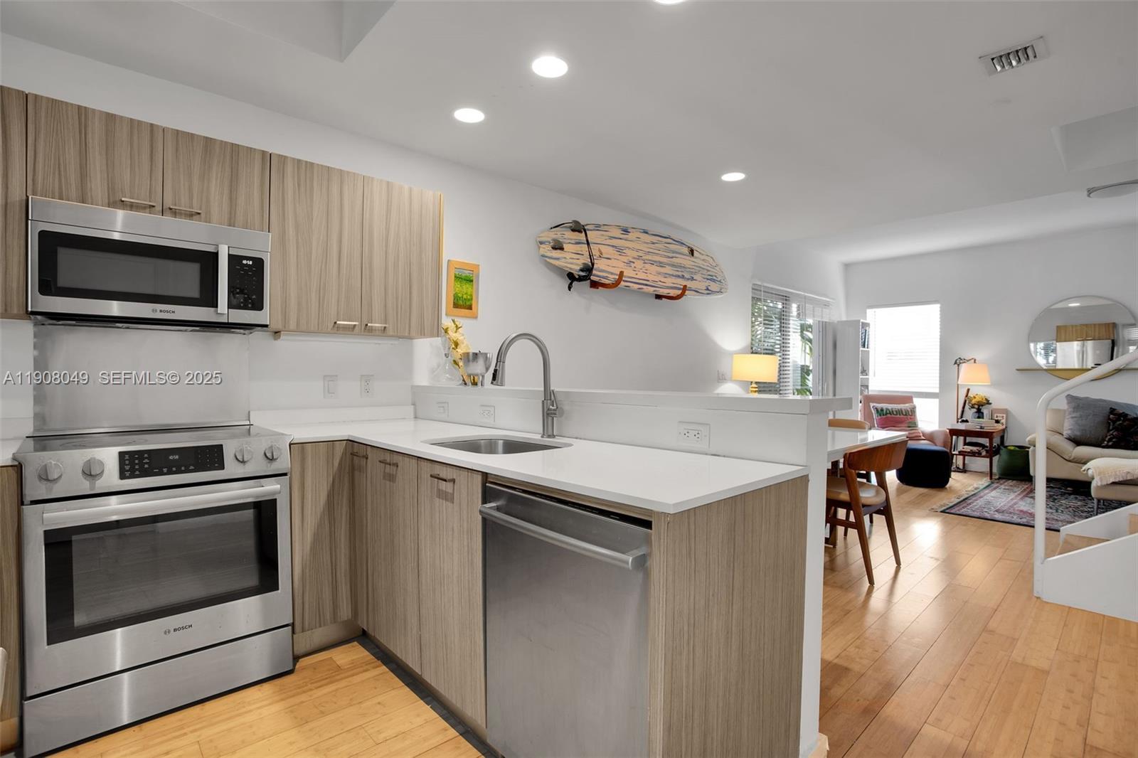 Homes for sale in Miami Beach, FL | 619 Meridian Ave #3, Miami Beach, FL 33139 | MLS# A11908049