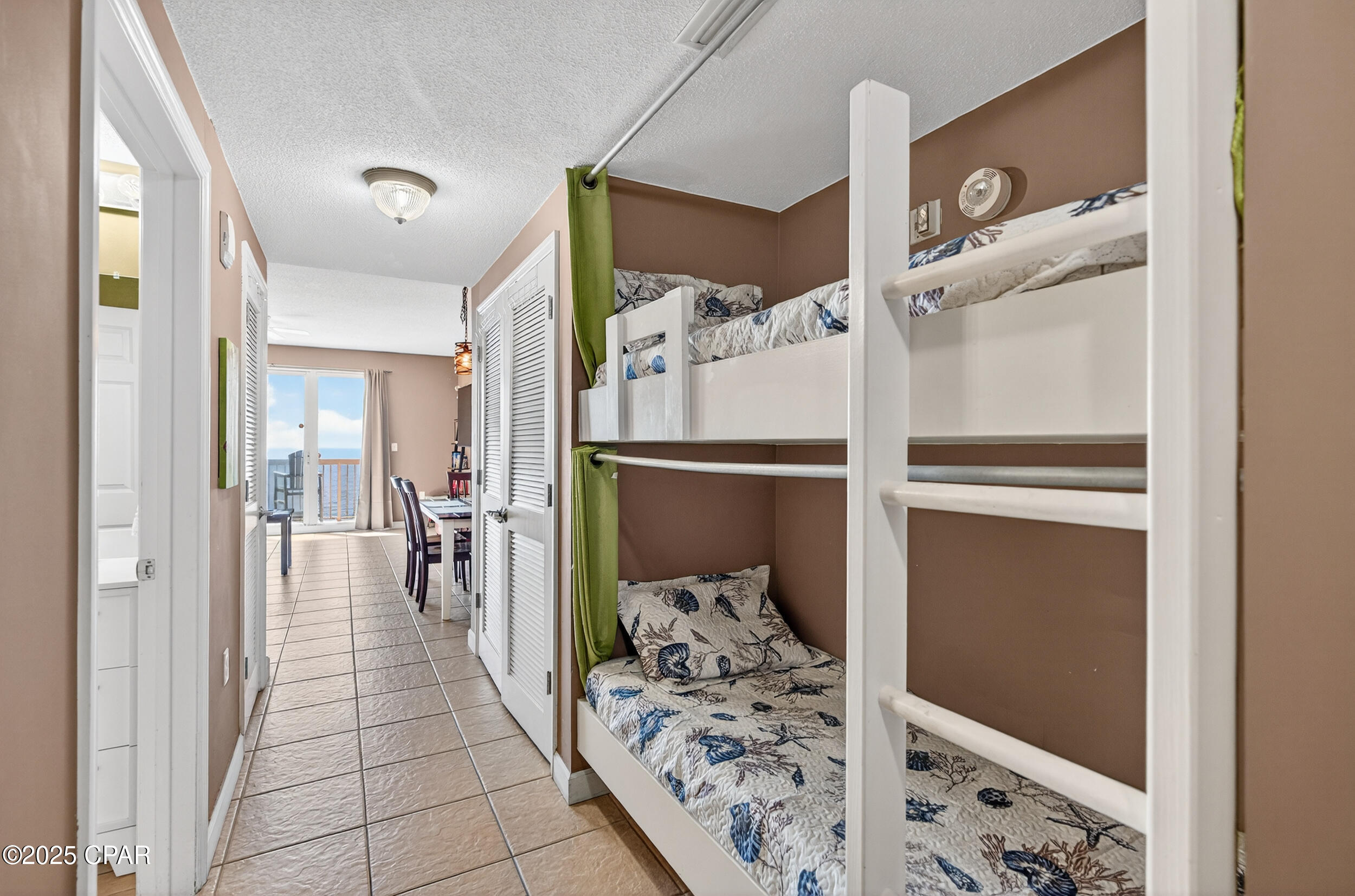 Image 11 For 5115 Gulf Drive 2002