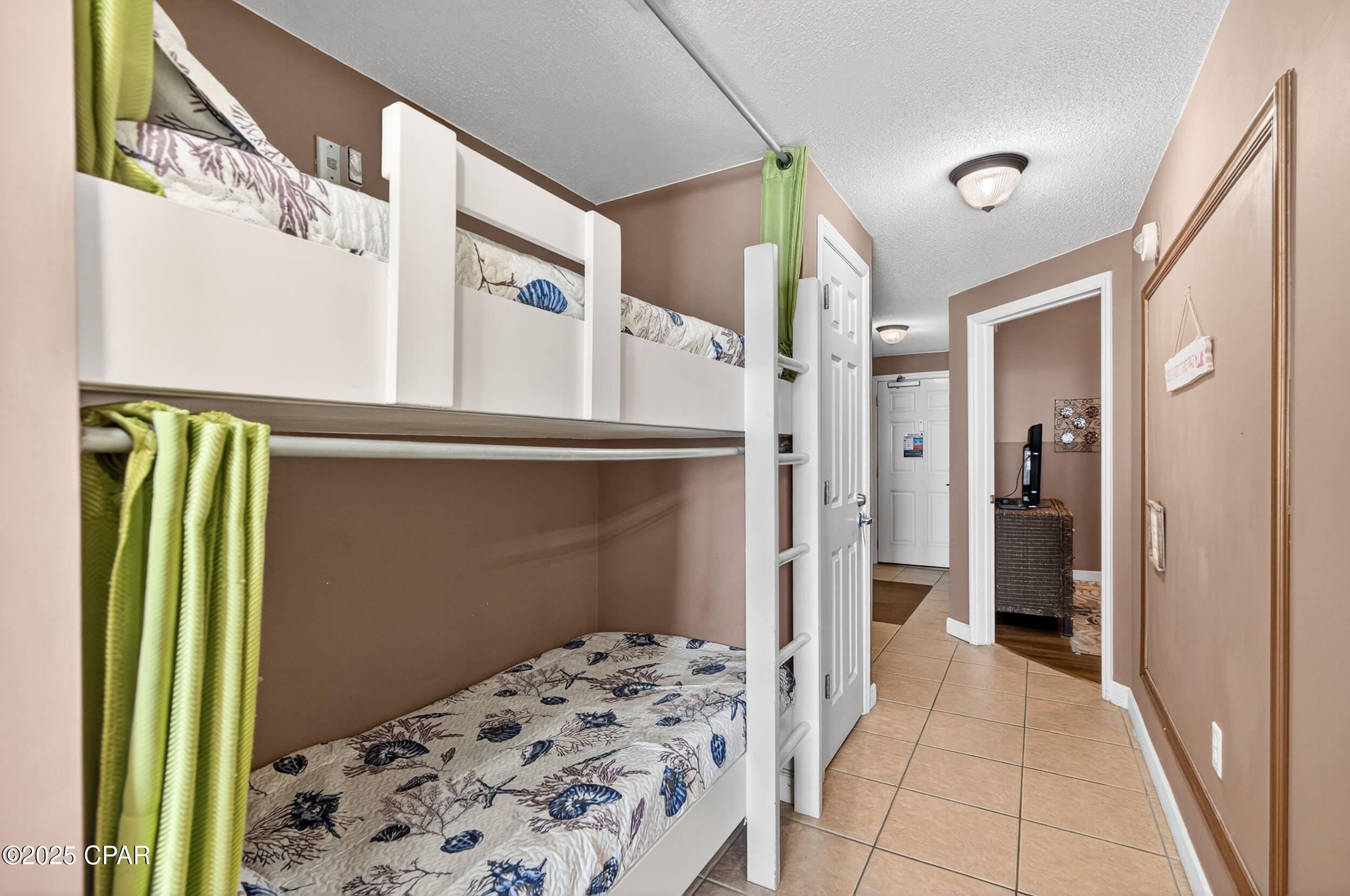 Image 12 For 5115 Gulf Drive 2002