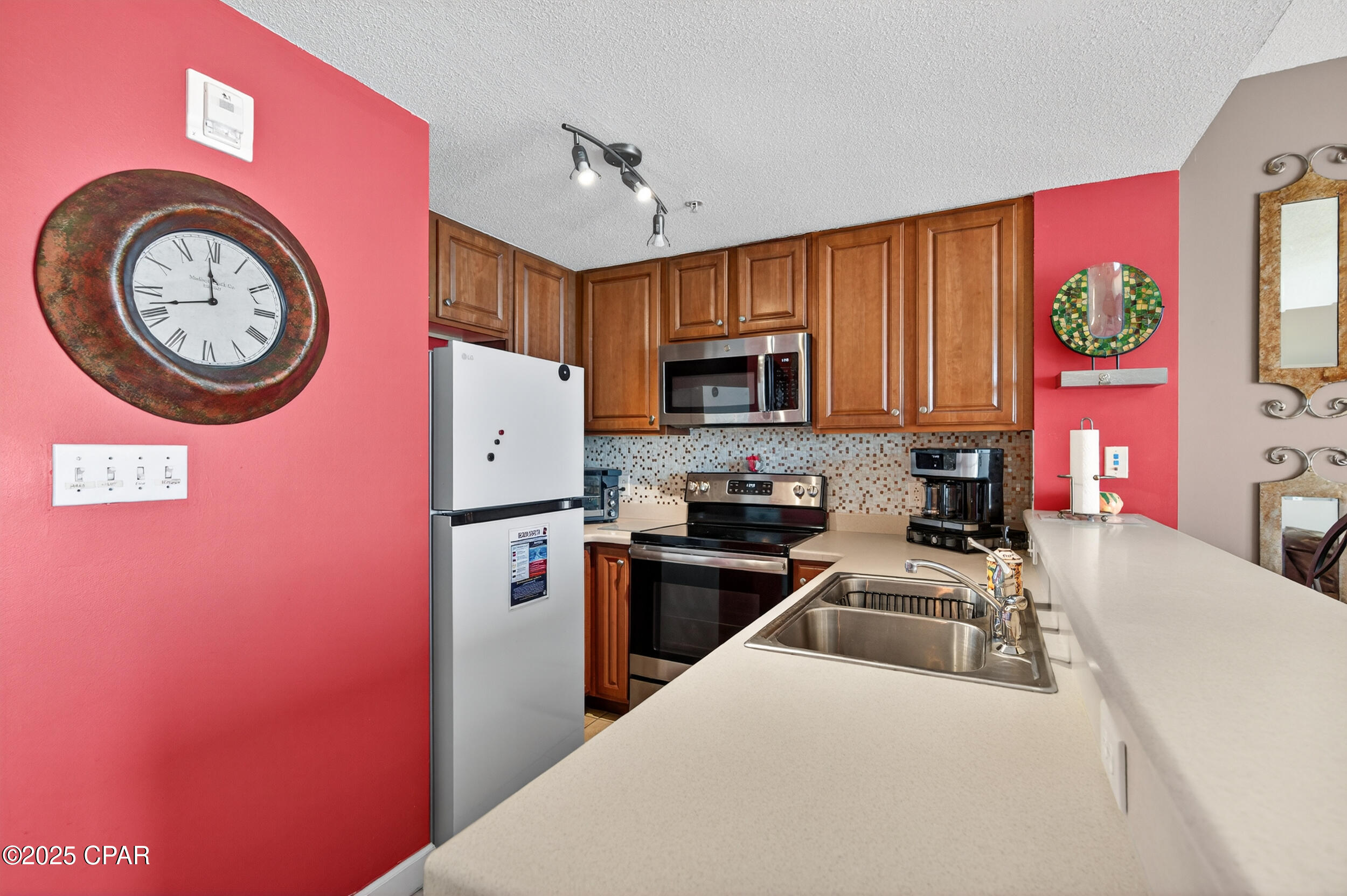 Image 17 For 5115 Gulf Drive 2002