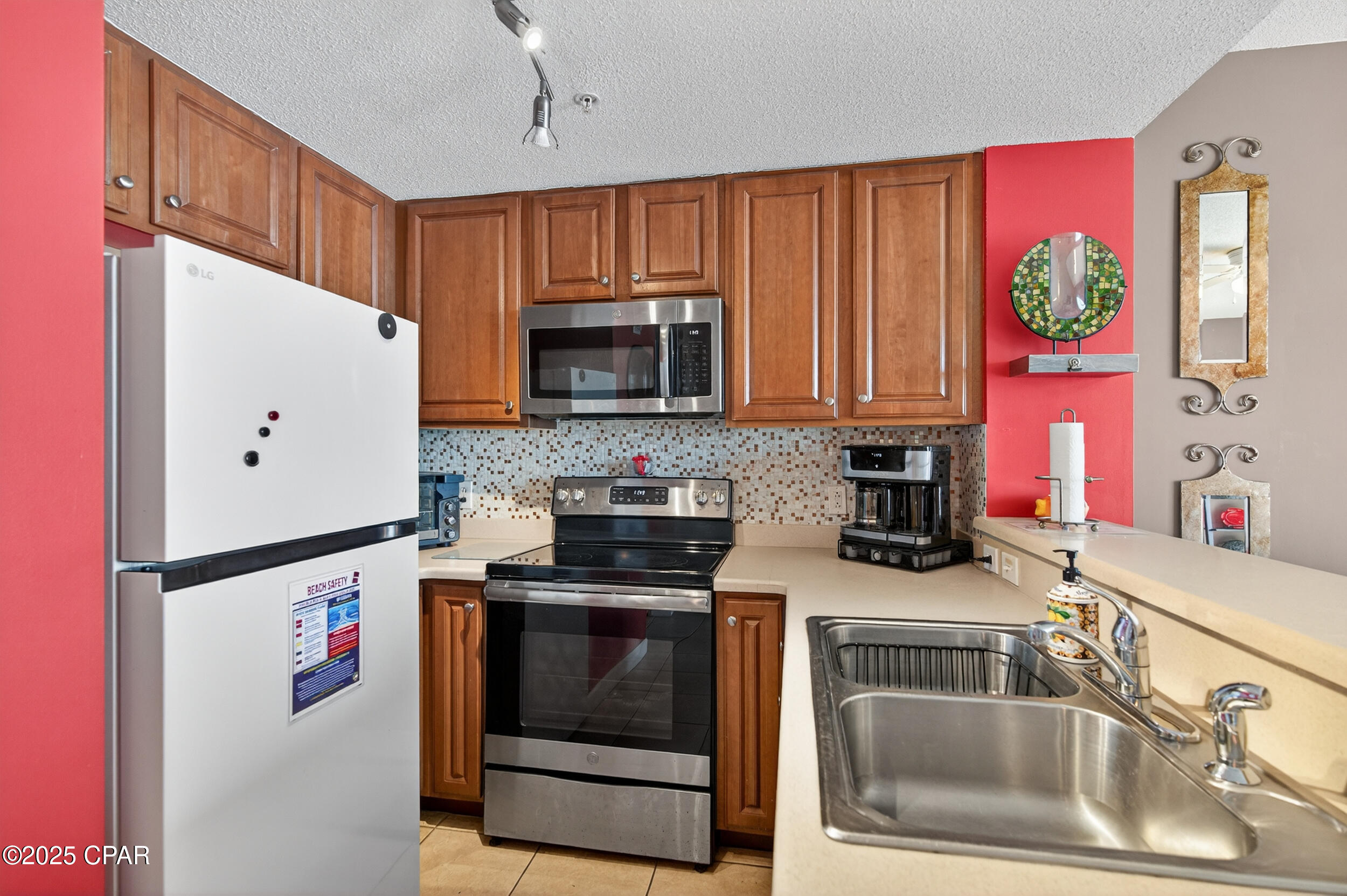 Image 18 For 5115 Gulf Drive 2002