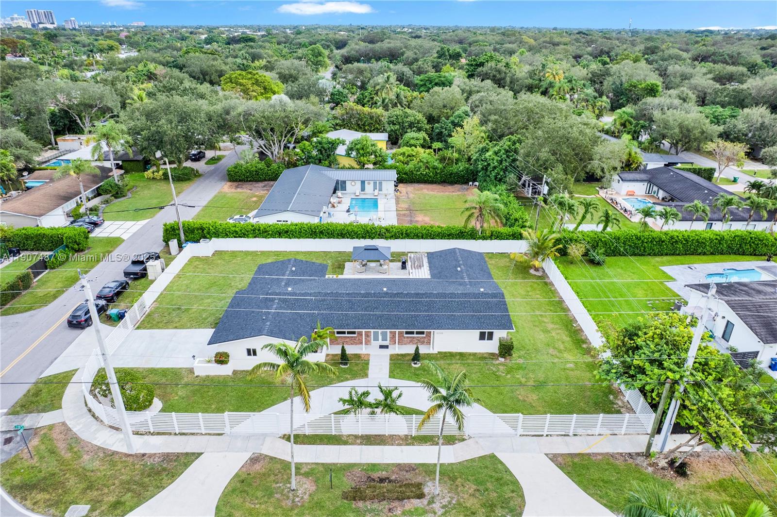 10705 87th Ave, Miami, Florida 33176