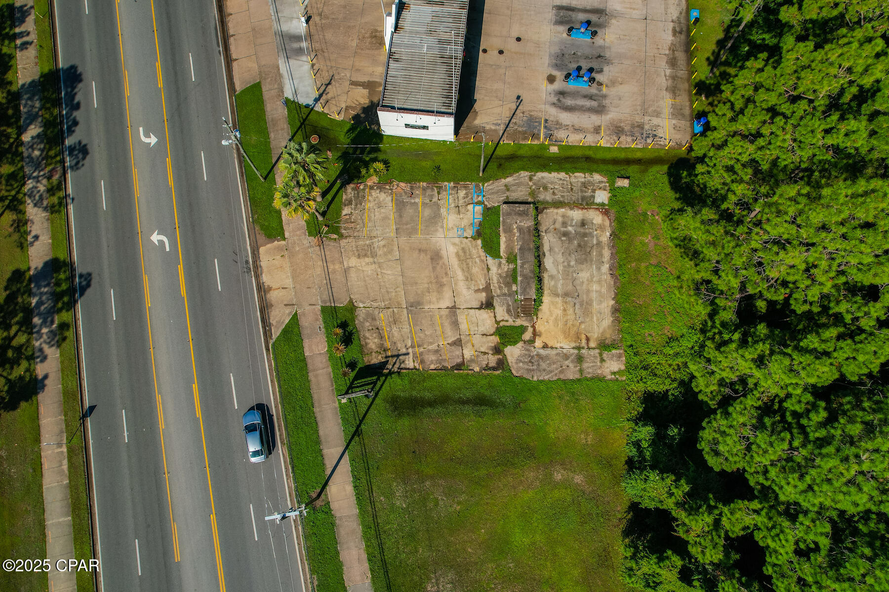 Image 7 For 8600 Front Beach Road