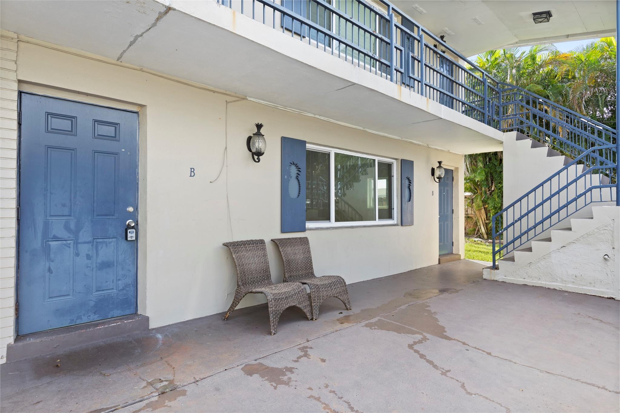 Homes for sale in North Palm Beach, FL | 817 Lighthouse Dr #A, North Palm Beach, FL 33408 | MLS# F10535001