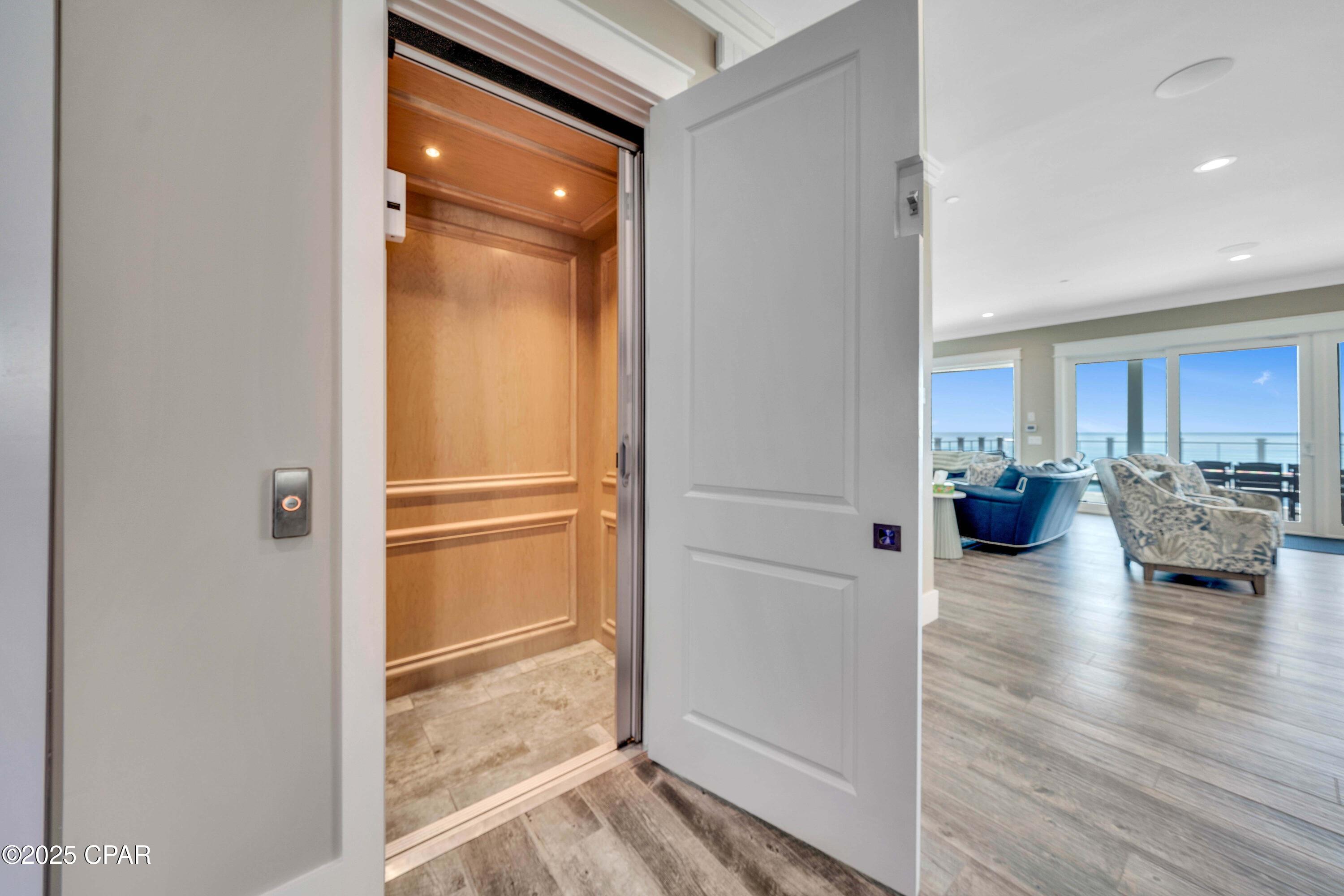 Image 100 For 13003 Oleander Drive