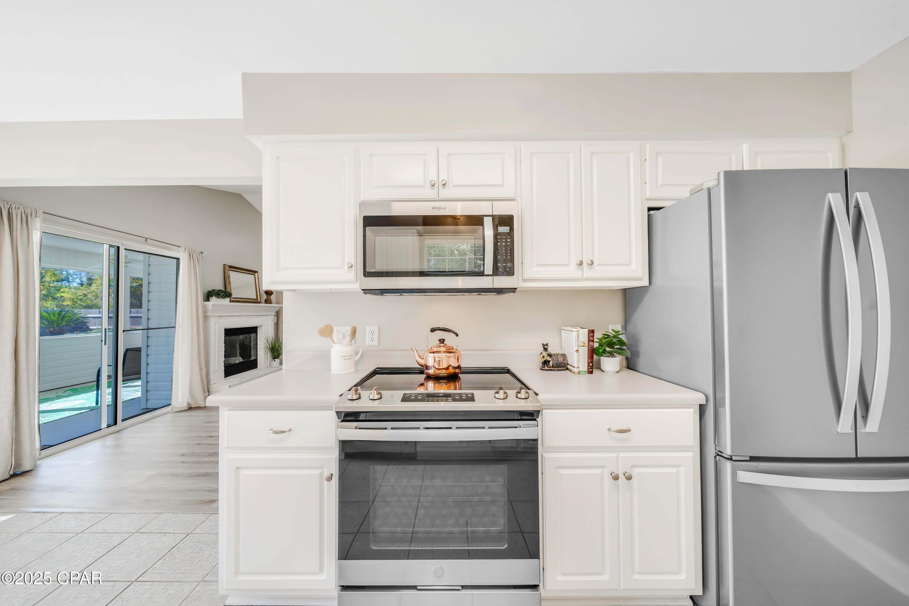 Image 11 For 501 Floridian Place