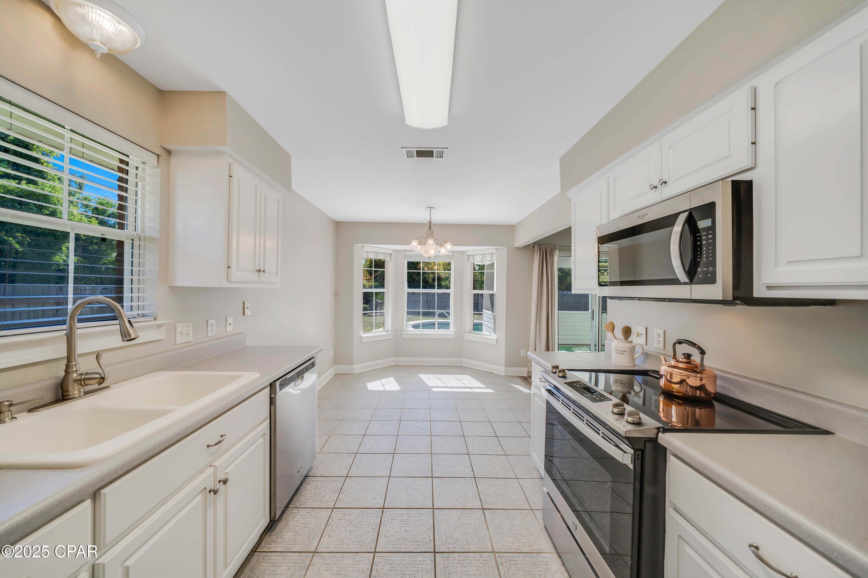 Image 13 For 501 Floridian Place