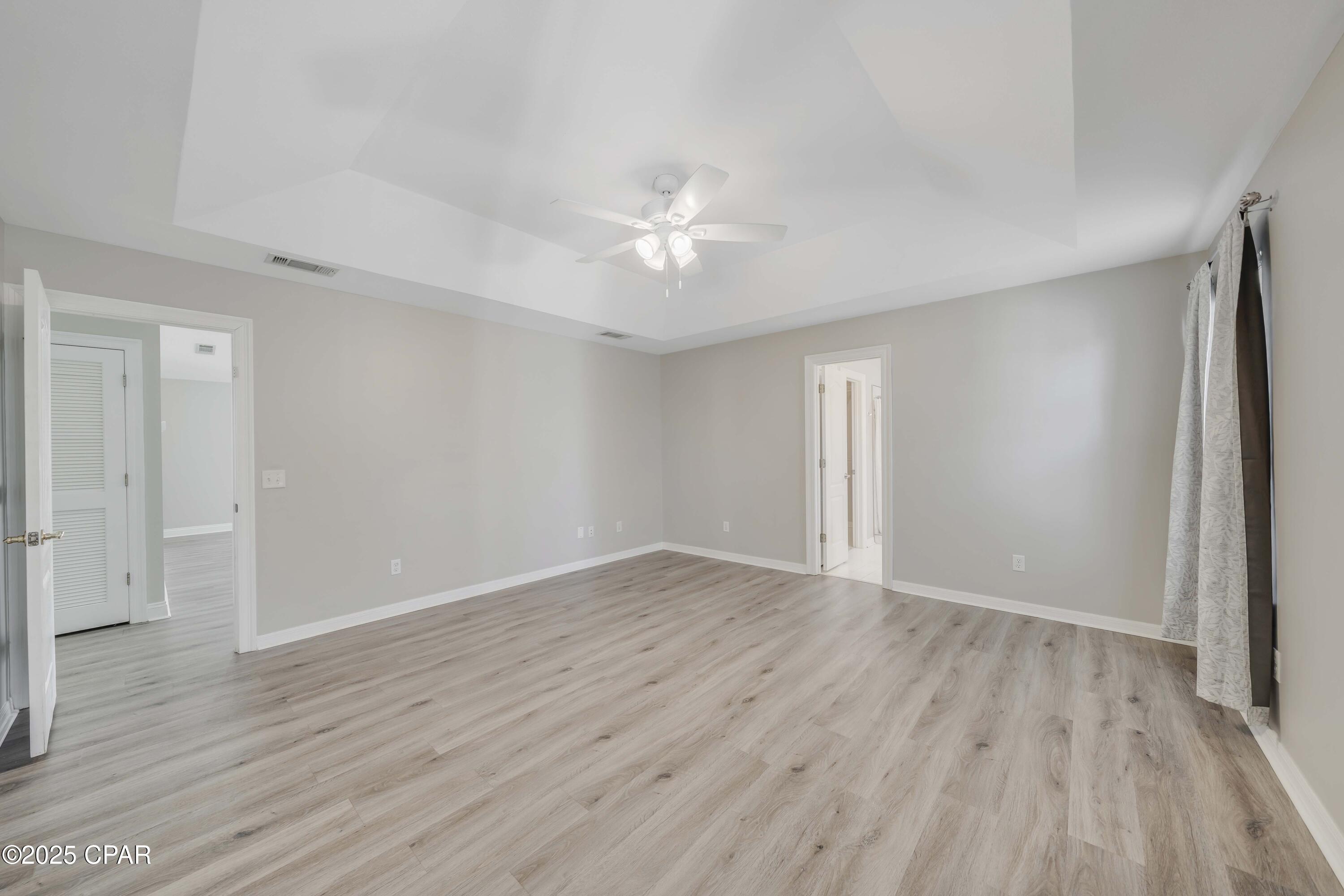 Image 19 For 501 Floridian Place