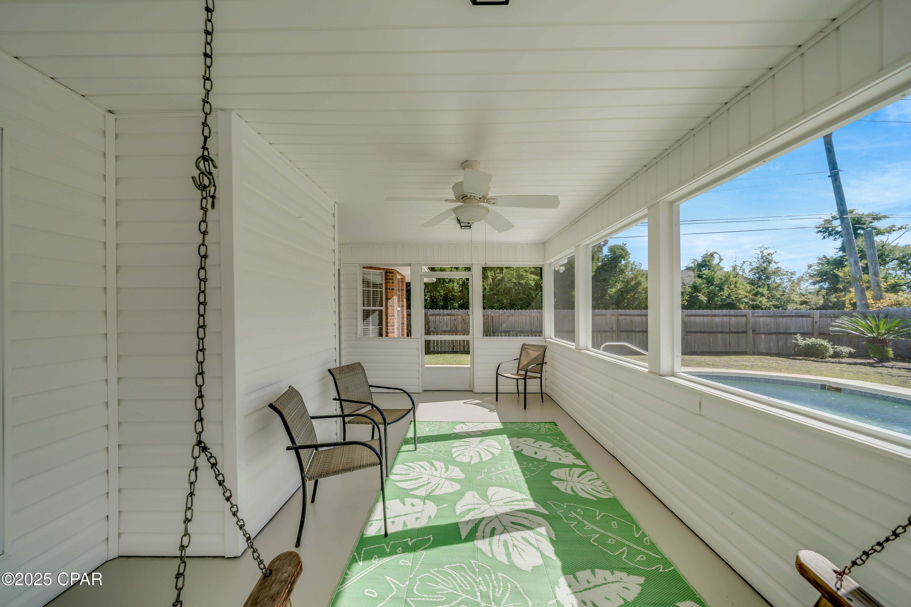 Image 4 For 501 Floridian Place