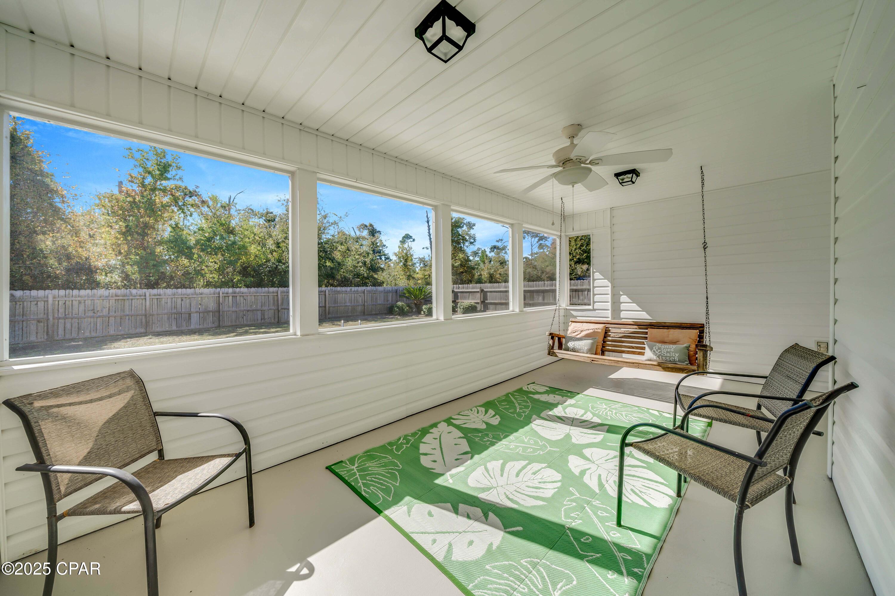 Image 4 For 501 Floridian Place