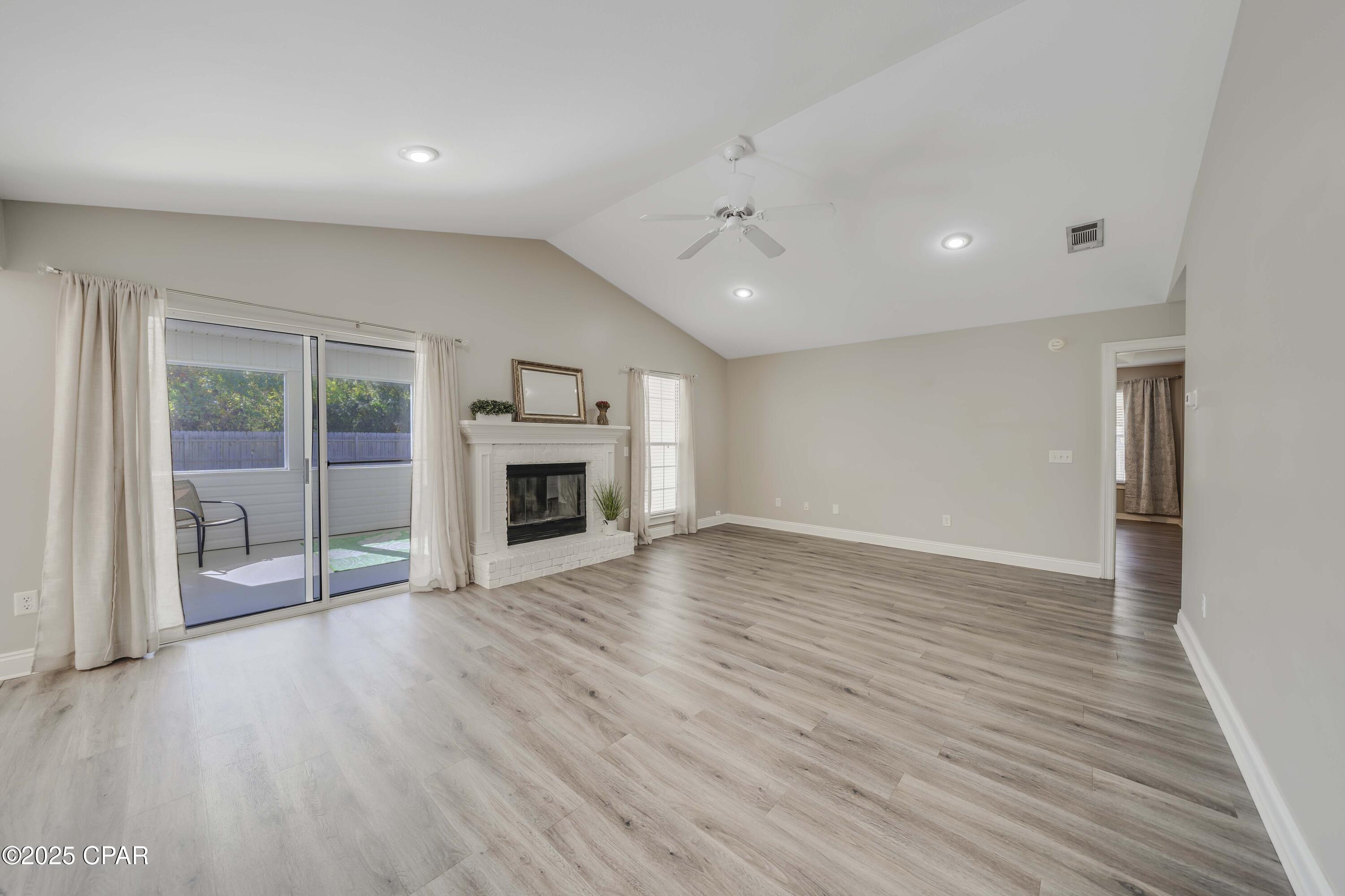 Image 8 For 501 Floridian Place