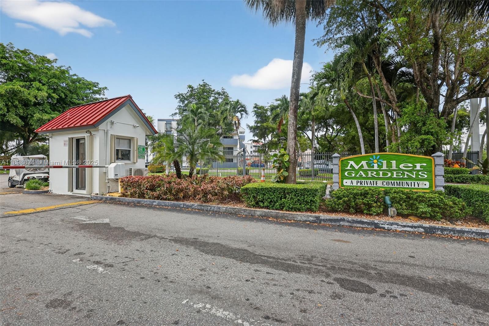 Miller Gardens Condo