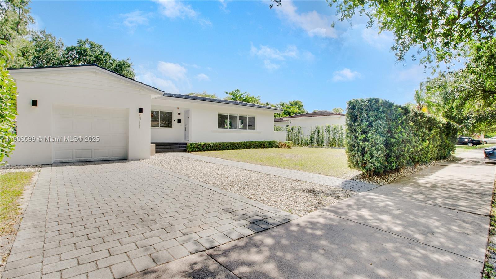 Living at its best in one of the most desirable communities in Coral Gables. Close to shopping at Merrick Park, the University of Miami, Coconut Grove, South Miami, and much more! Excellent maintained. Huge private backyard! Extra 1B/1B Tennant is responsible for utilities and landscape maintenance.
