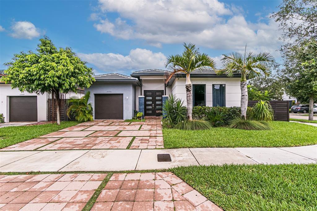 15901 136th Way, Miami, Florida 33196