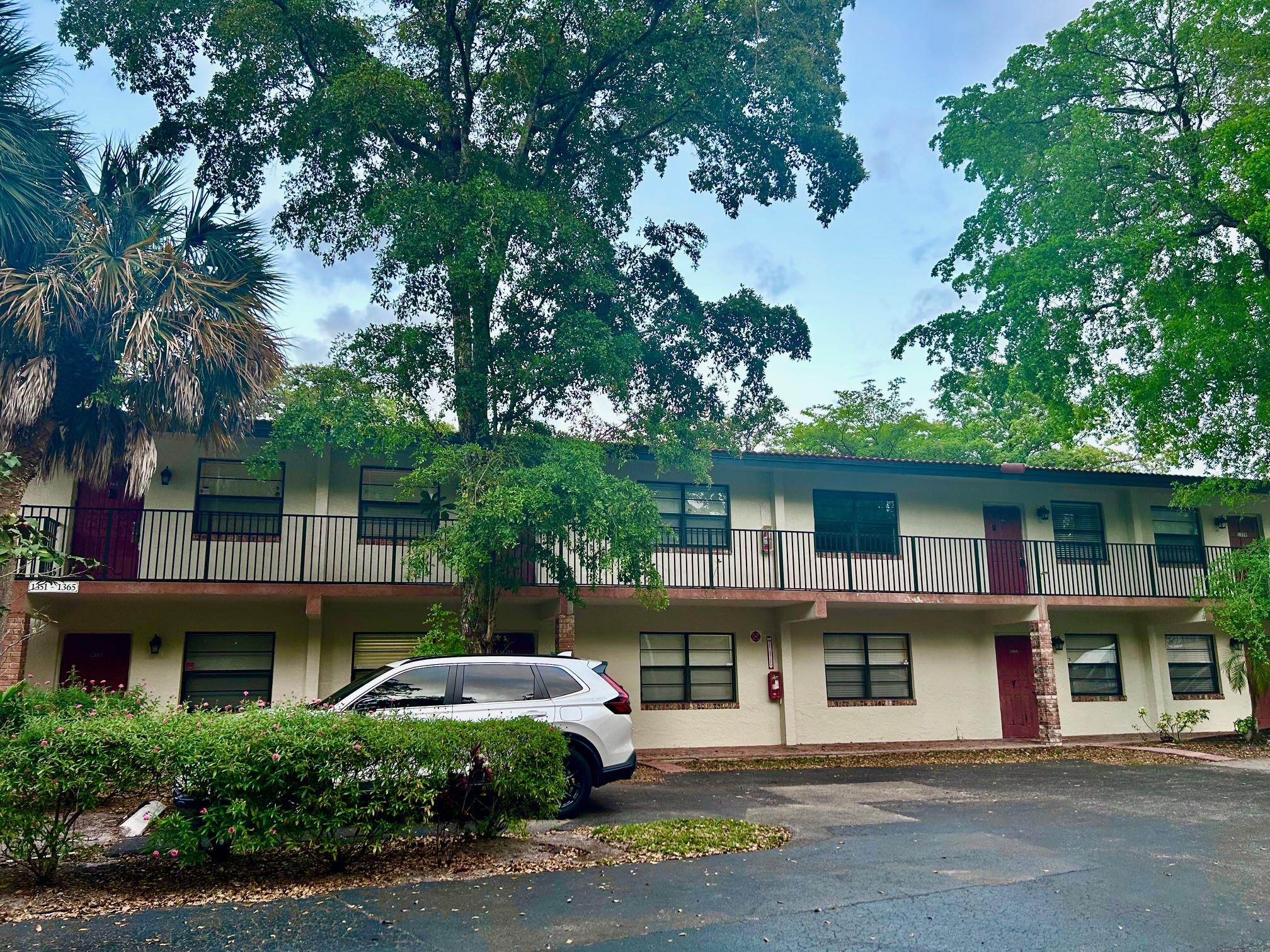 University Club Condo