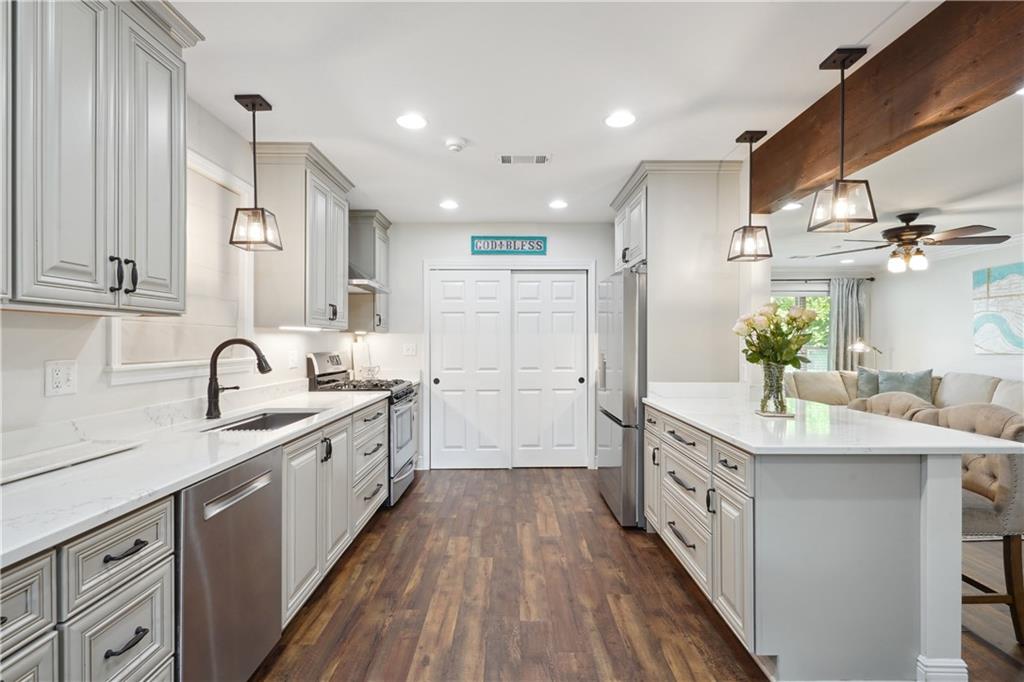 Homes for sale in New Orleans, LA | 5835 Chamberlain Dr Dr, New Orleans, LA 70122 | MLS# 2529515