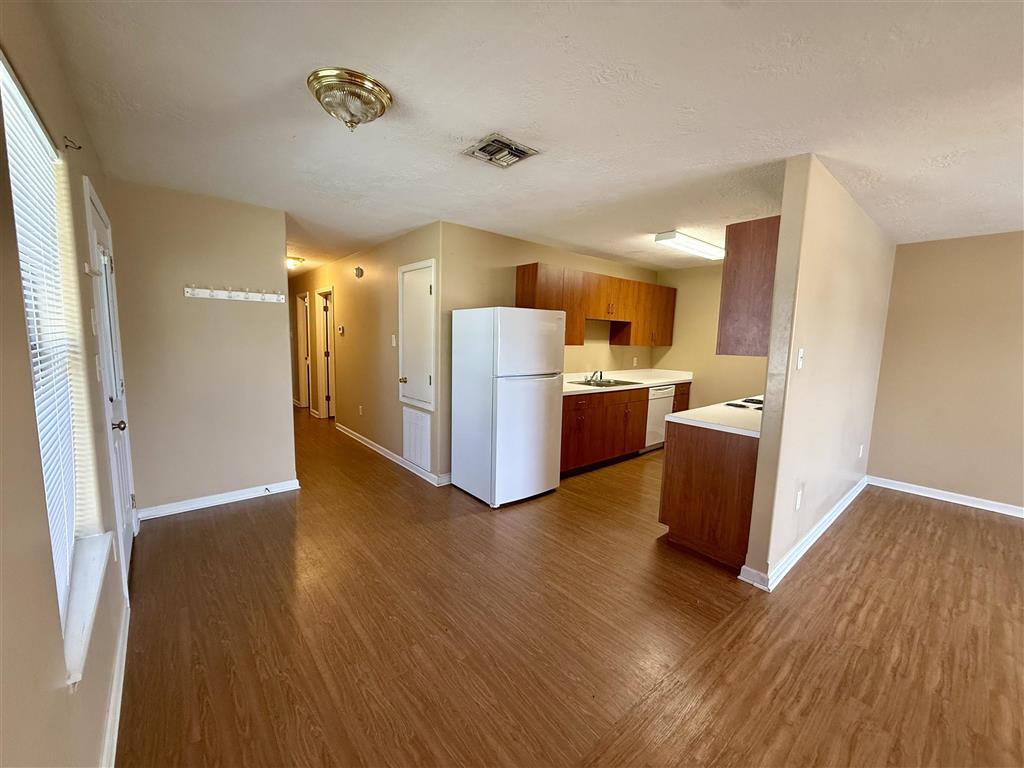 604 DEROUEN Street — photo 5