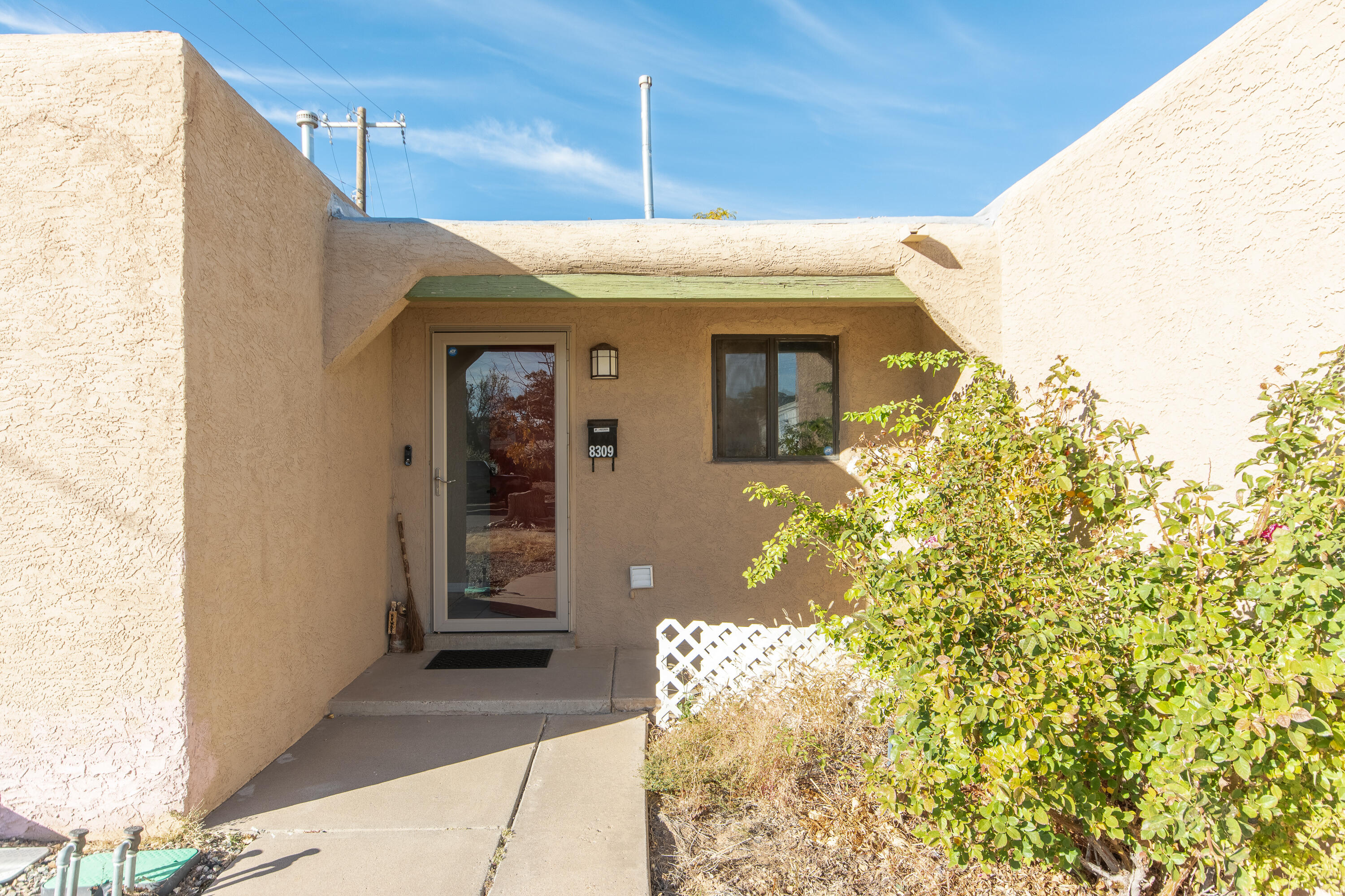 8309 Fruit Avenue, Albuquerque NM 87108