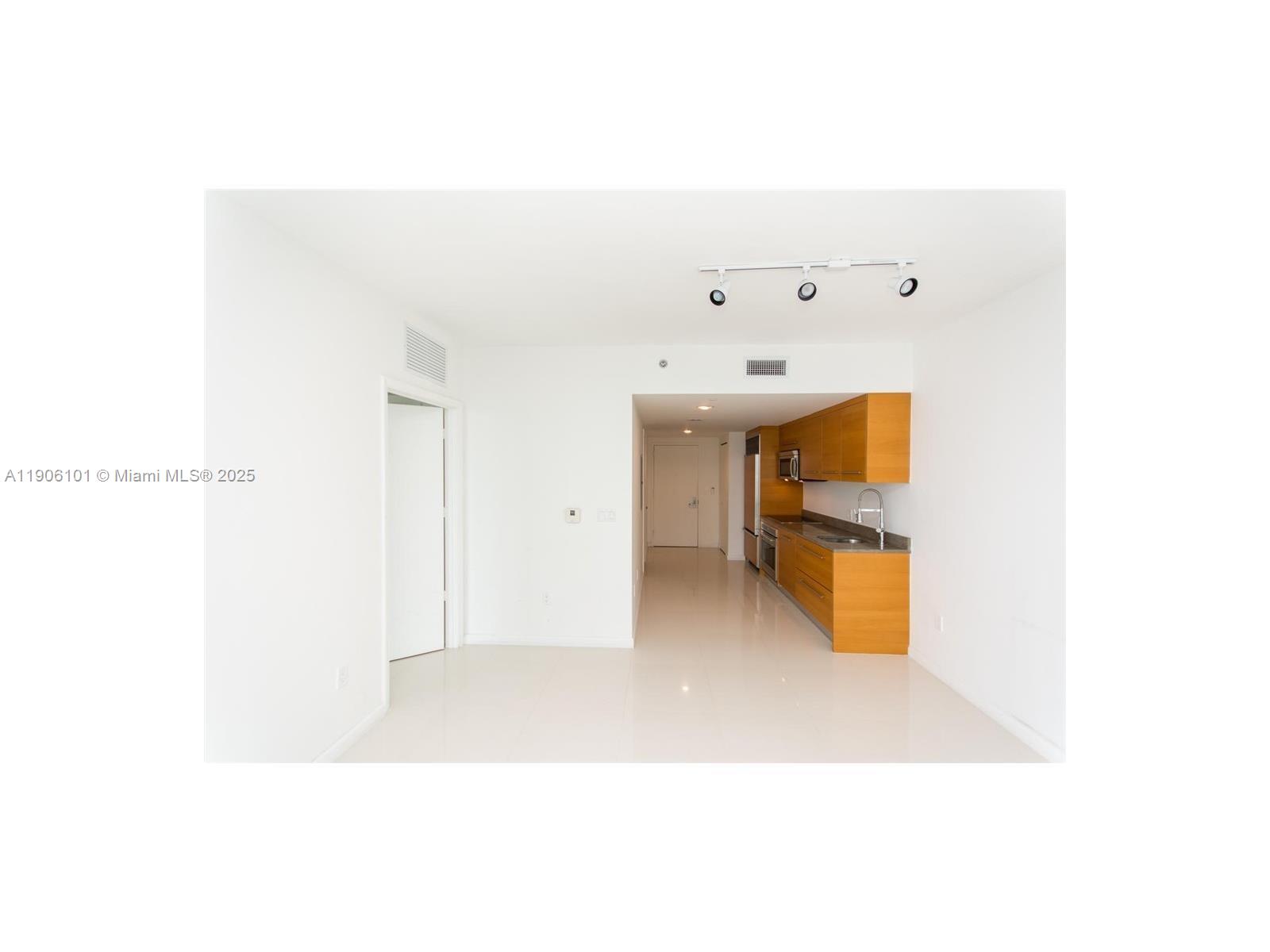 495 Brickell Ave #5008, Miami FL 33131