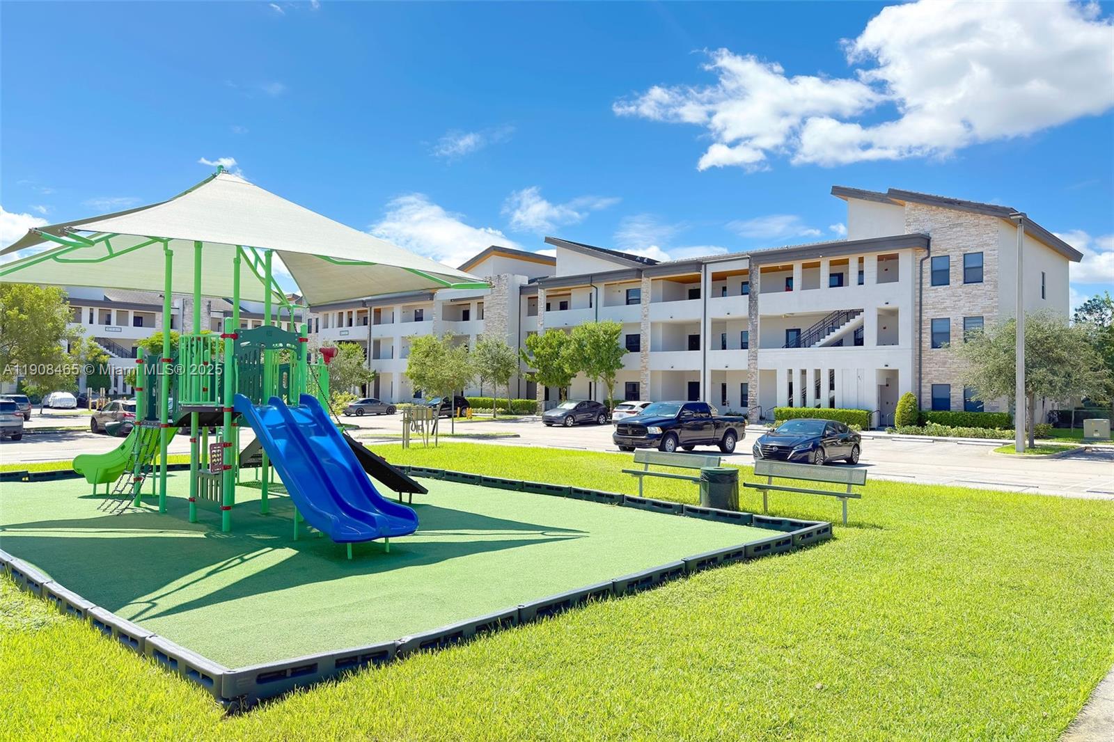 Grand Bay South Villas