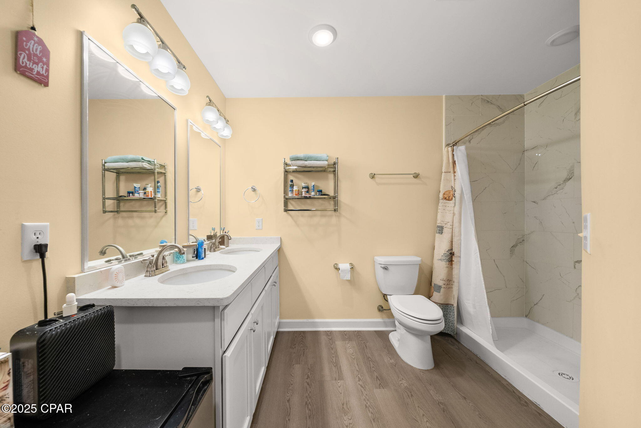 Image 15 For 217 Magnolia Drive