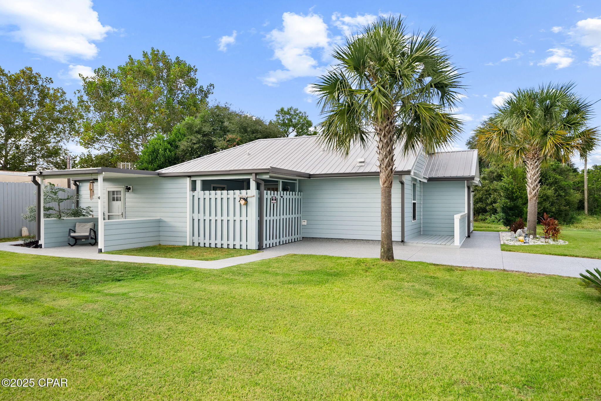 Image 4 For 217 Magnolia Drive