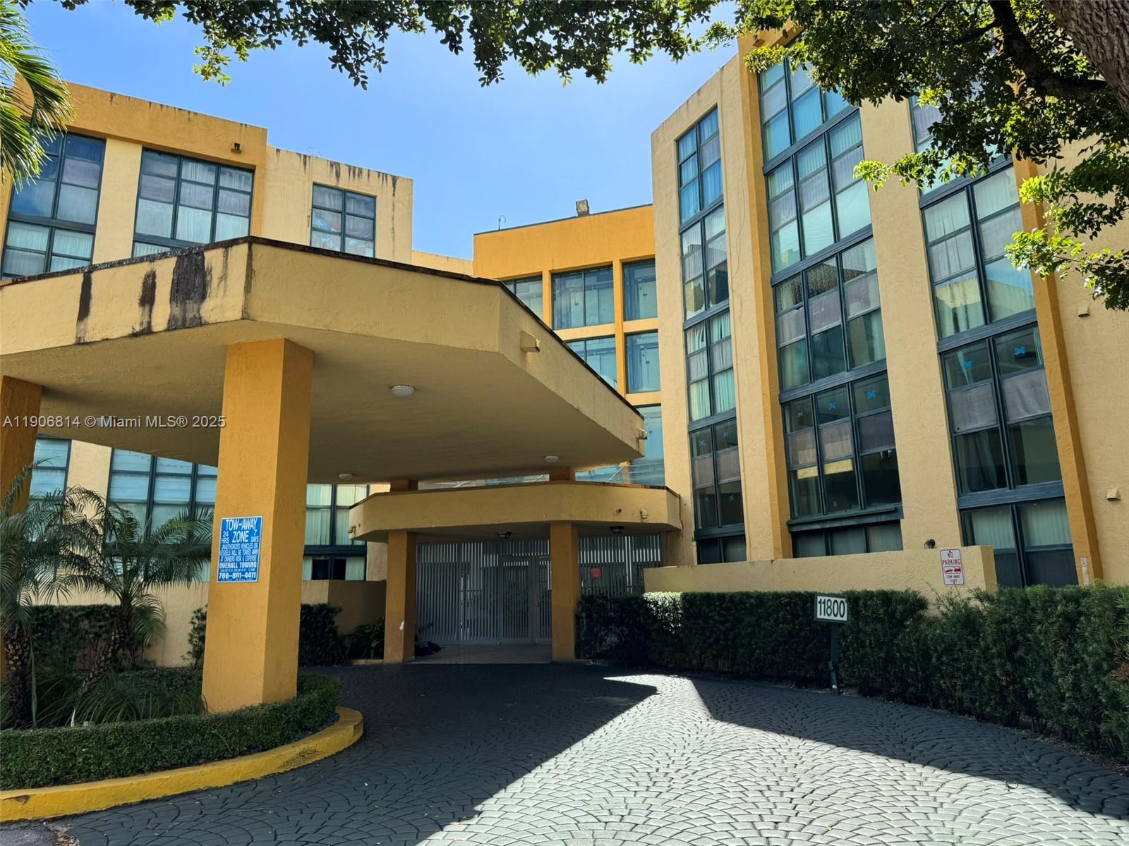 International Park Condo