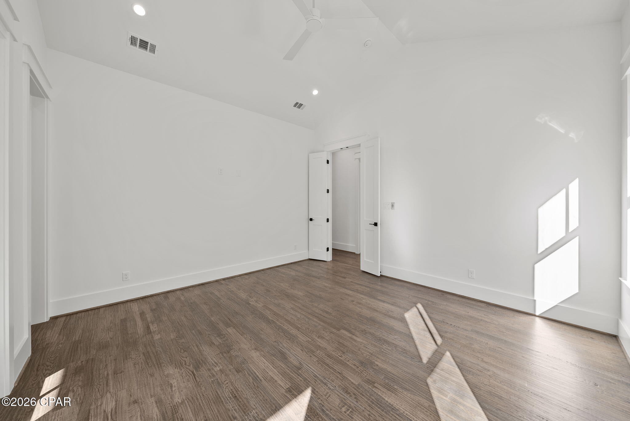 Image 20 For 325 Matt's Way