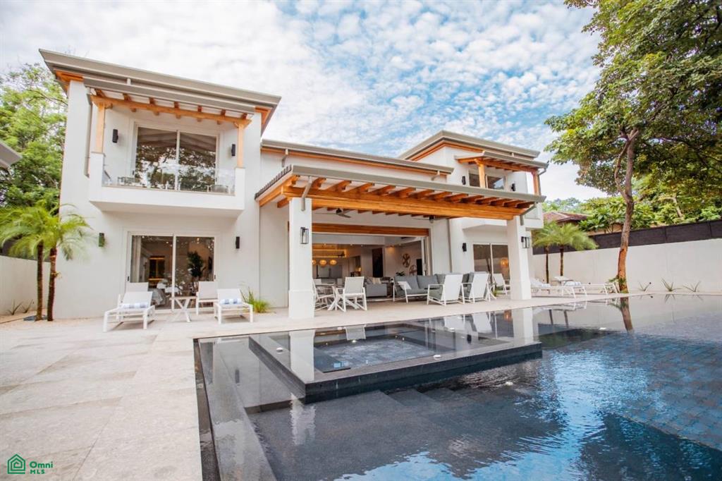 6 bed Single Family Homes For Sale in Santa Cruz, Guanacaste - 1