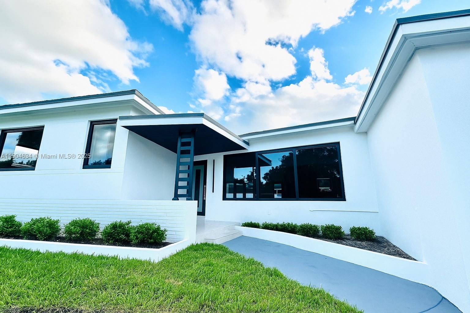 20 135th St, North Miami, Florida 33161