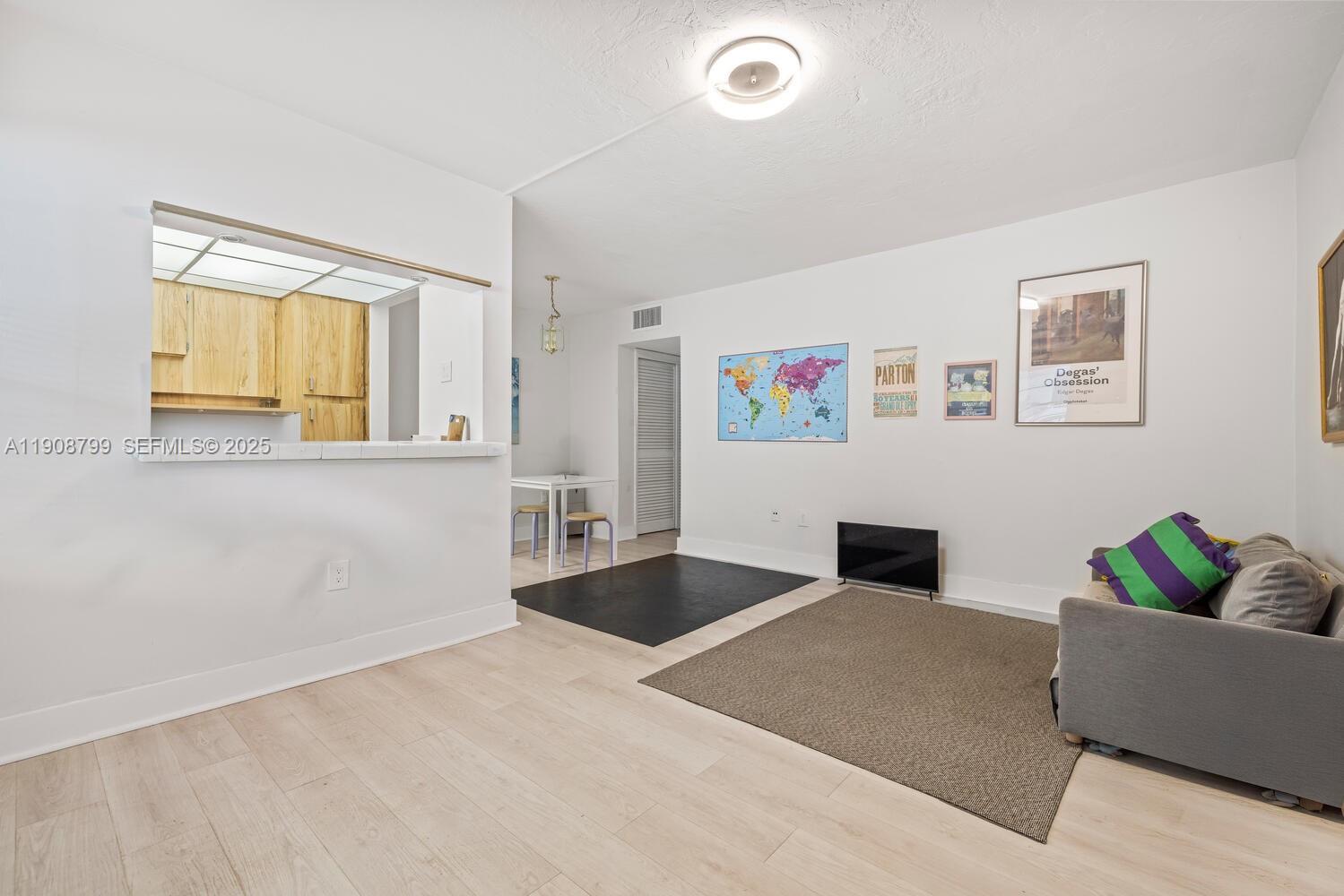 9140 Collins Ave Condo