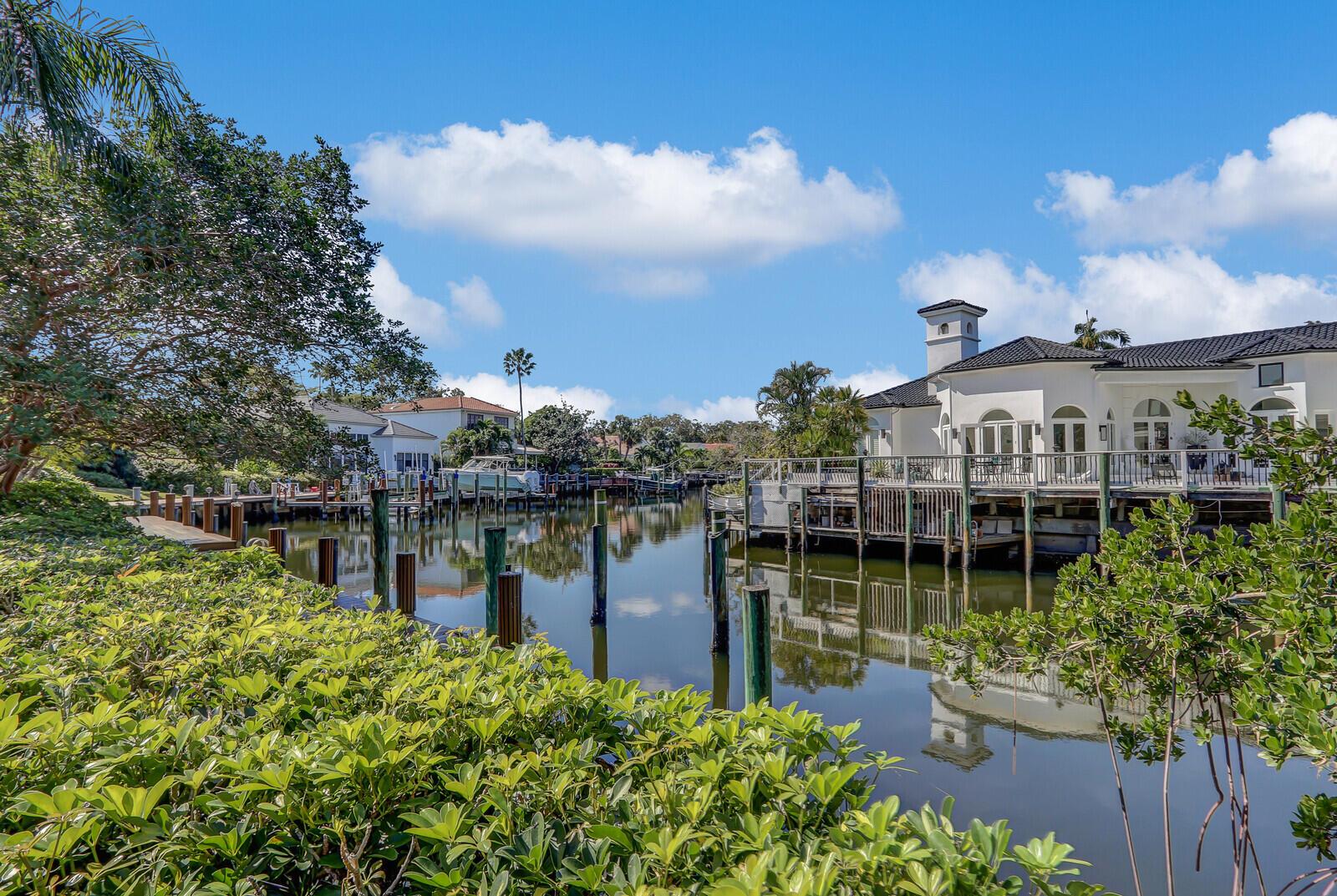 Image to showcase the property located at 2499 Marseilles Drive