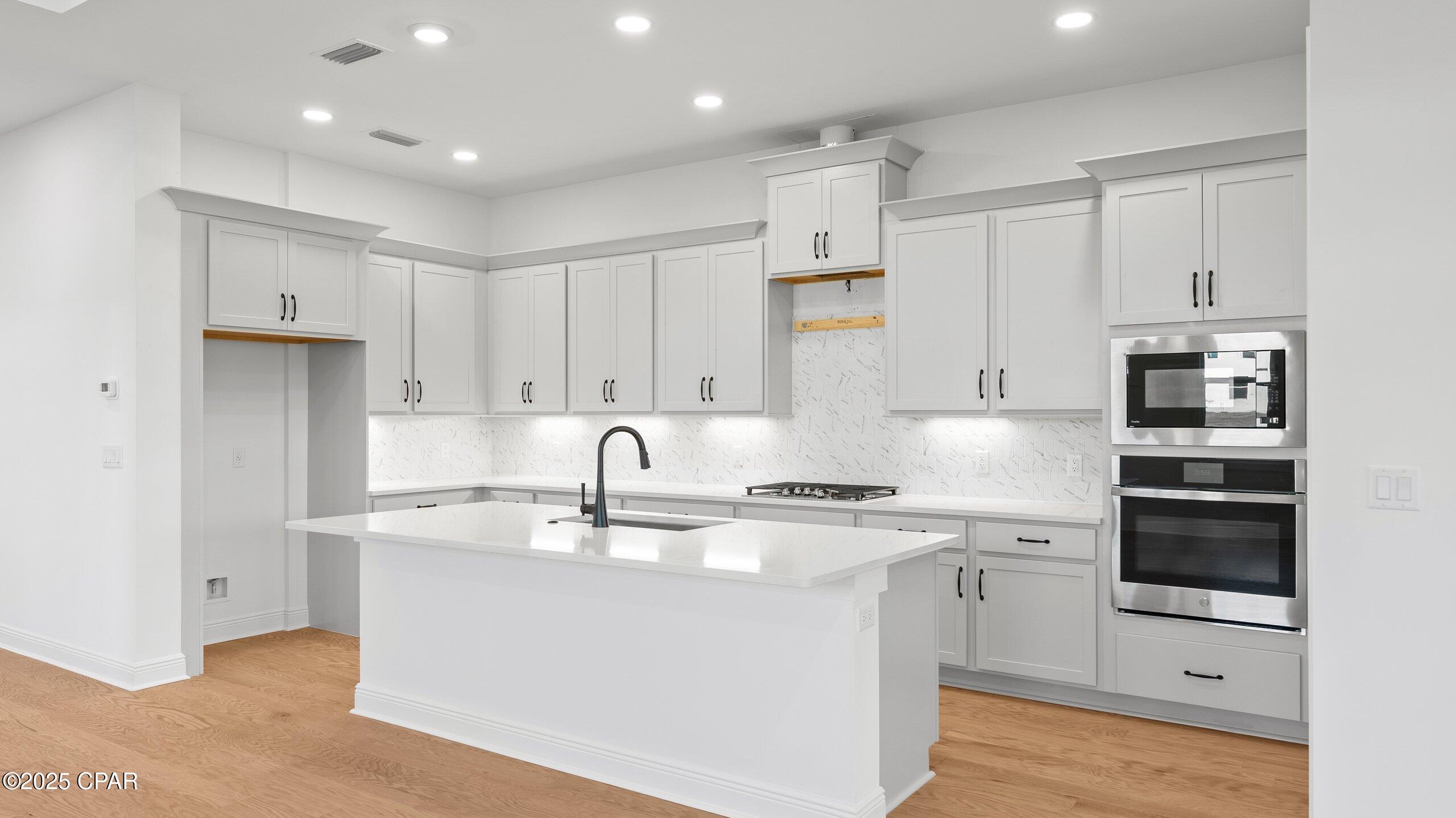 Image 13 For 525 Millbridge Drive