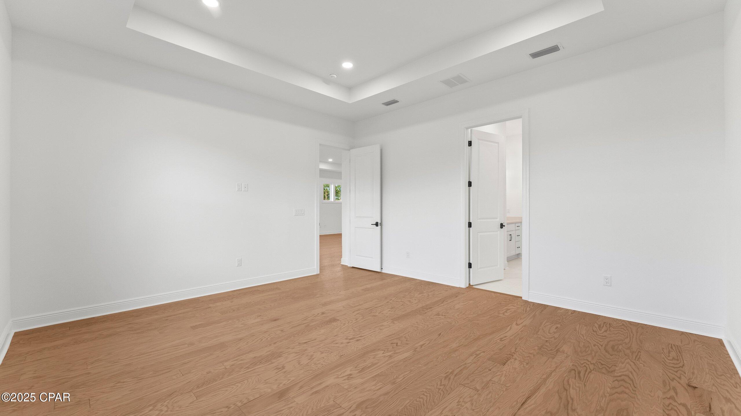 Image 19 For 525 Millbridge Drive