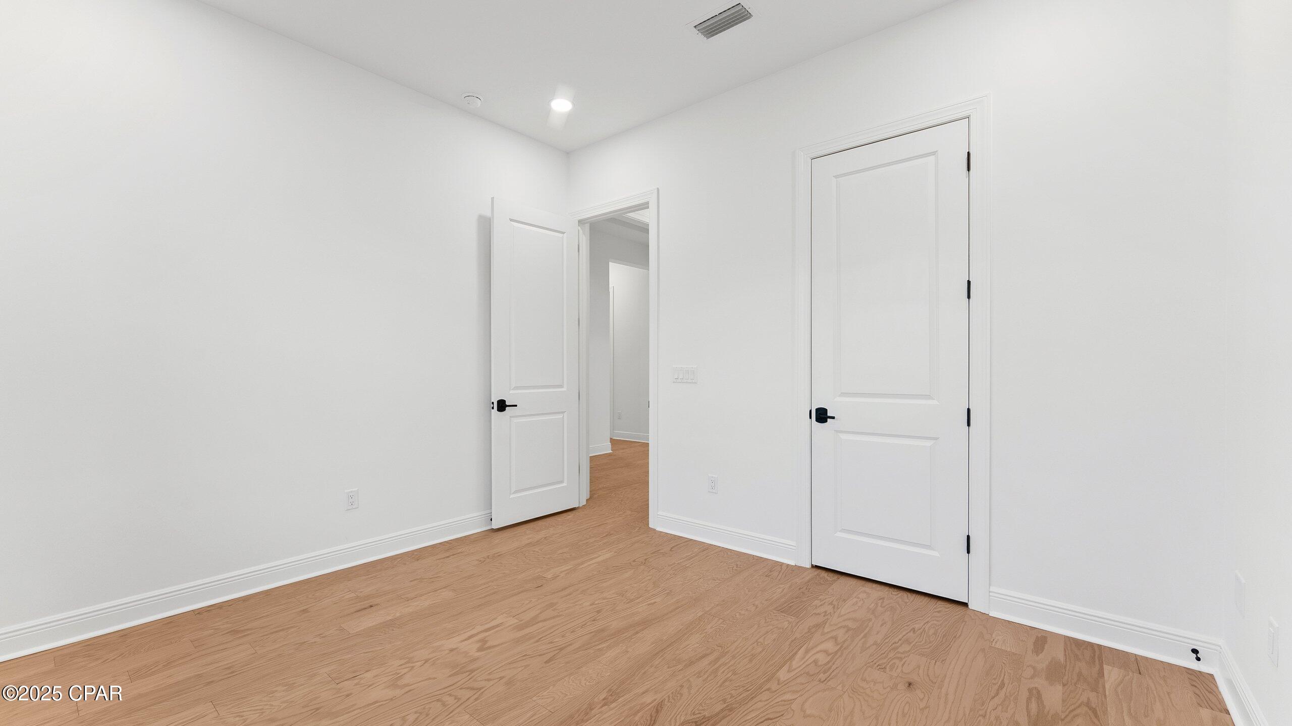 Image 29 For 525 Millbridge Drive